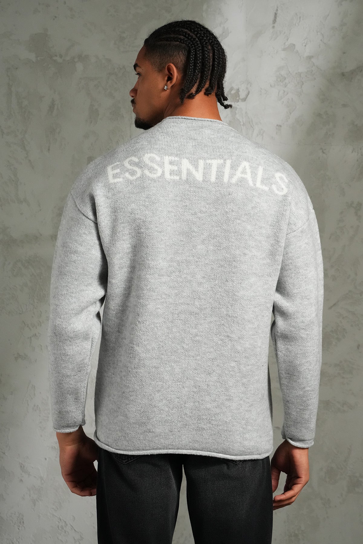 Pull Essentials gris