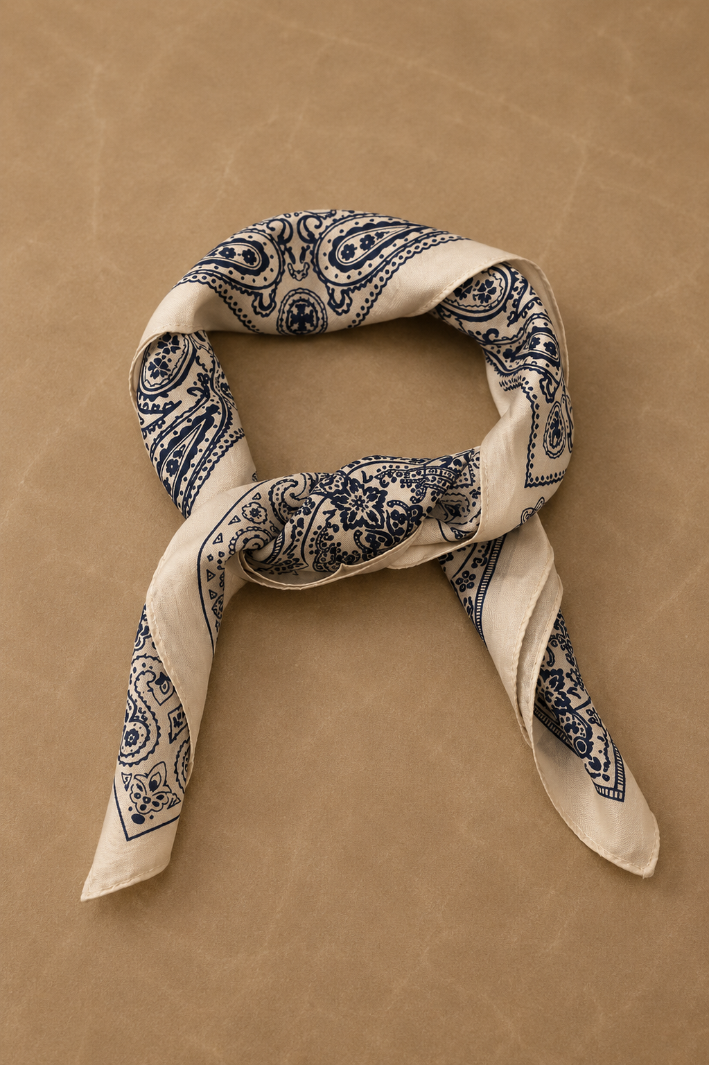 Foulard blanc / bleu
