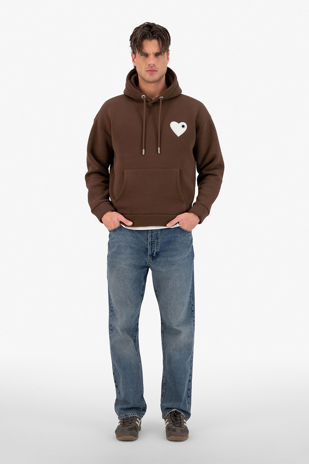 Sweat capuche marron Cœur noir