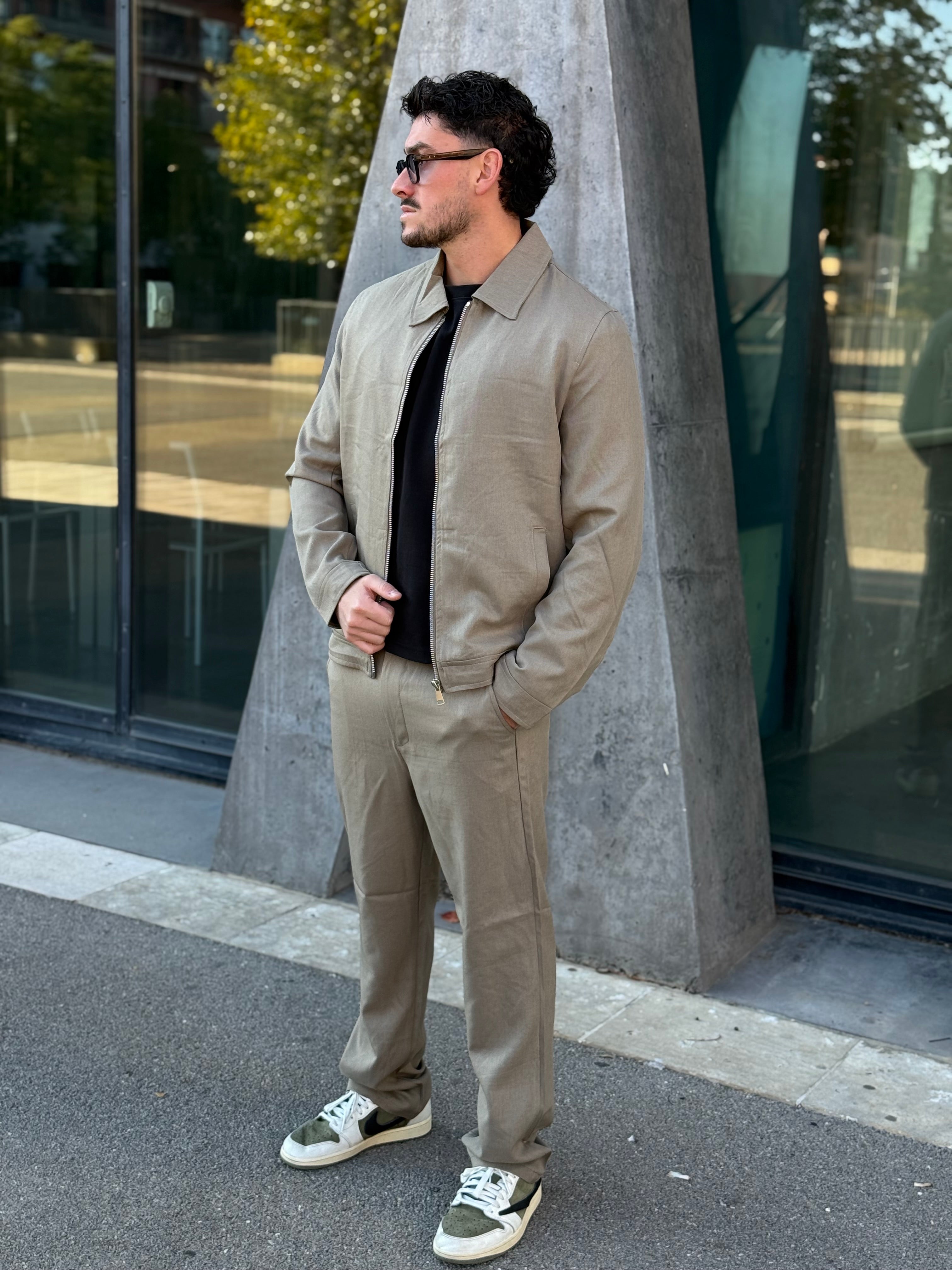 Ensemble pantalon + veste beige foncé