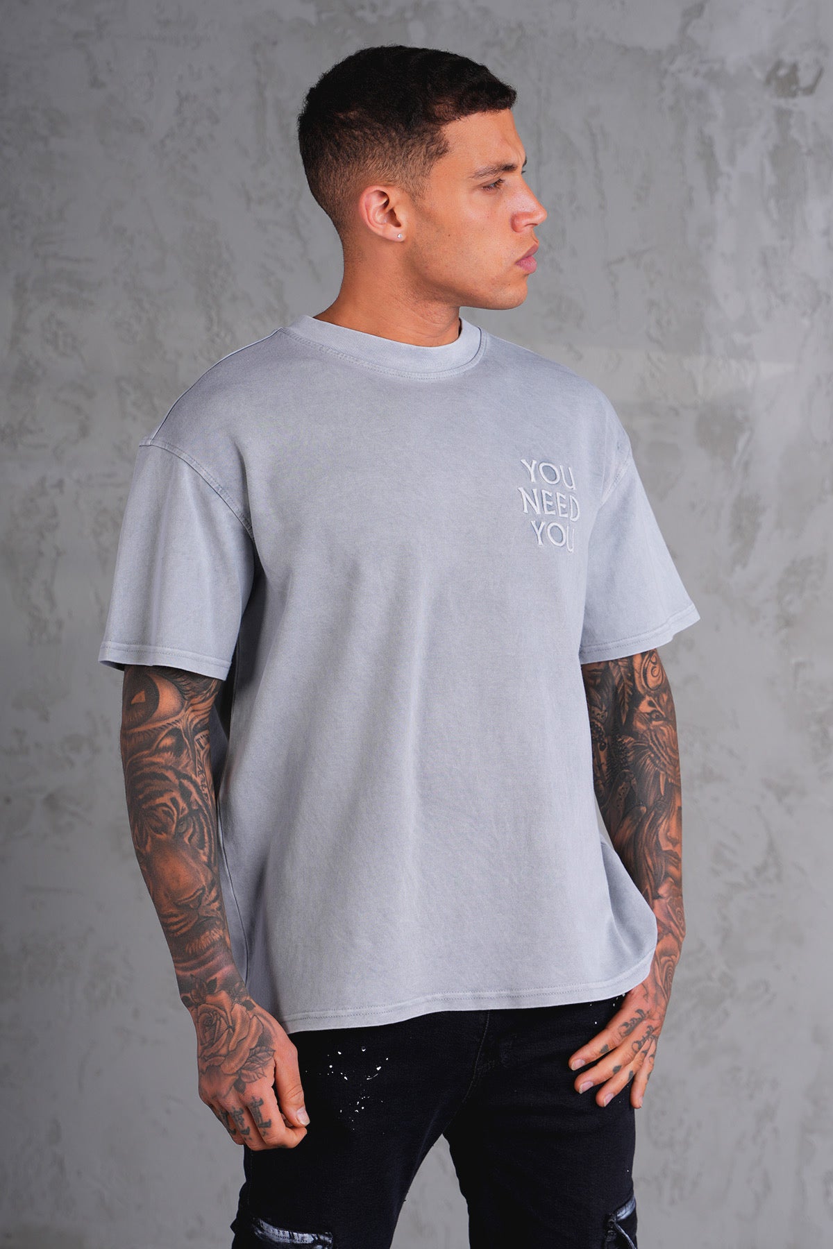 T-Shirt You Need You gris