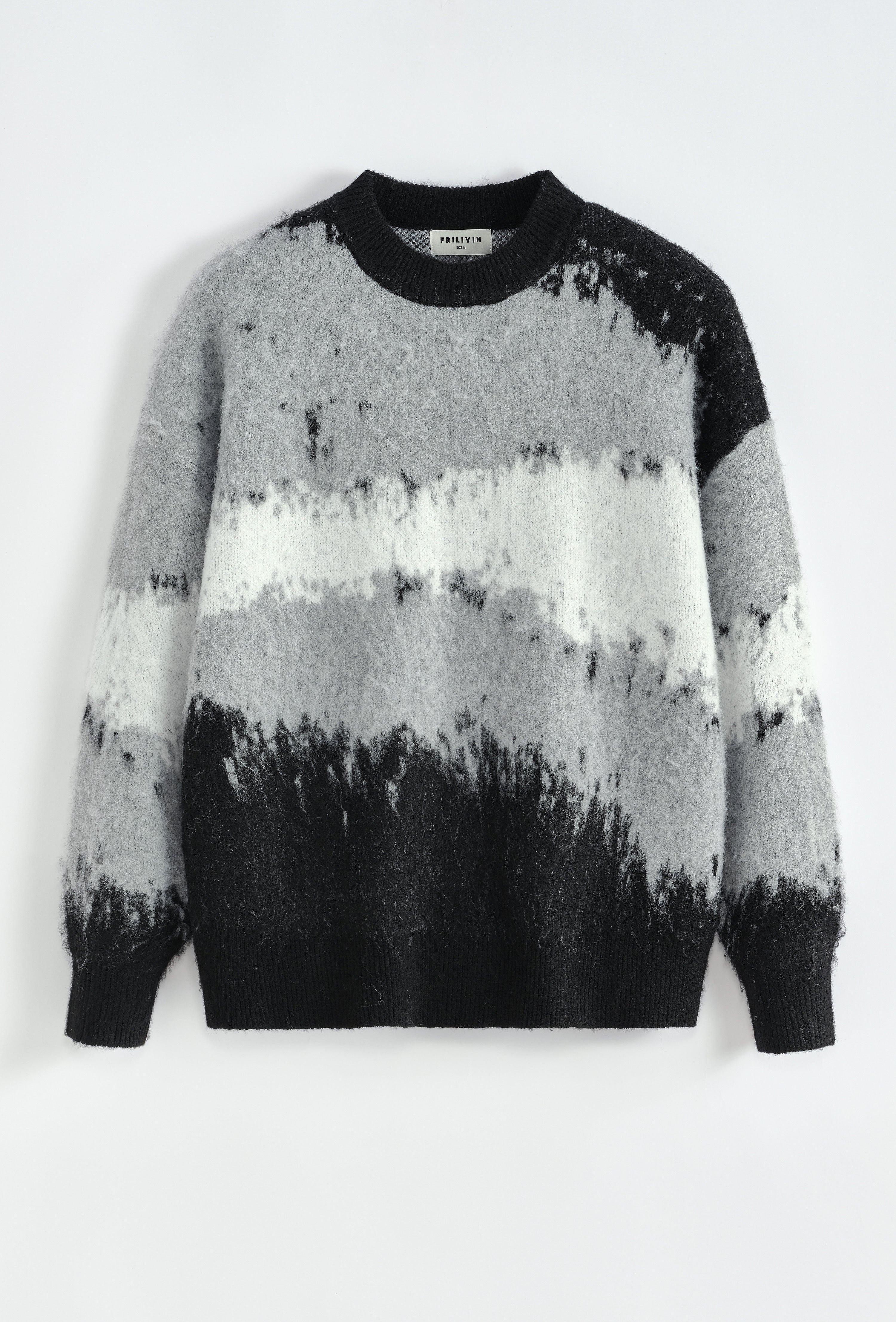 Pull fourrure gris motif noir blanc