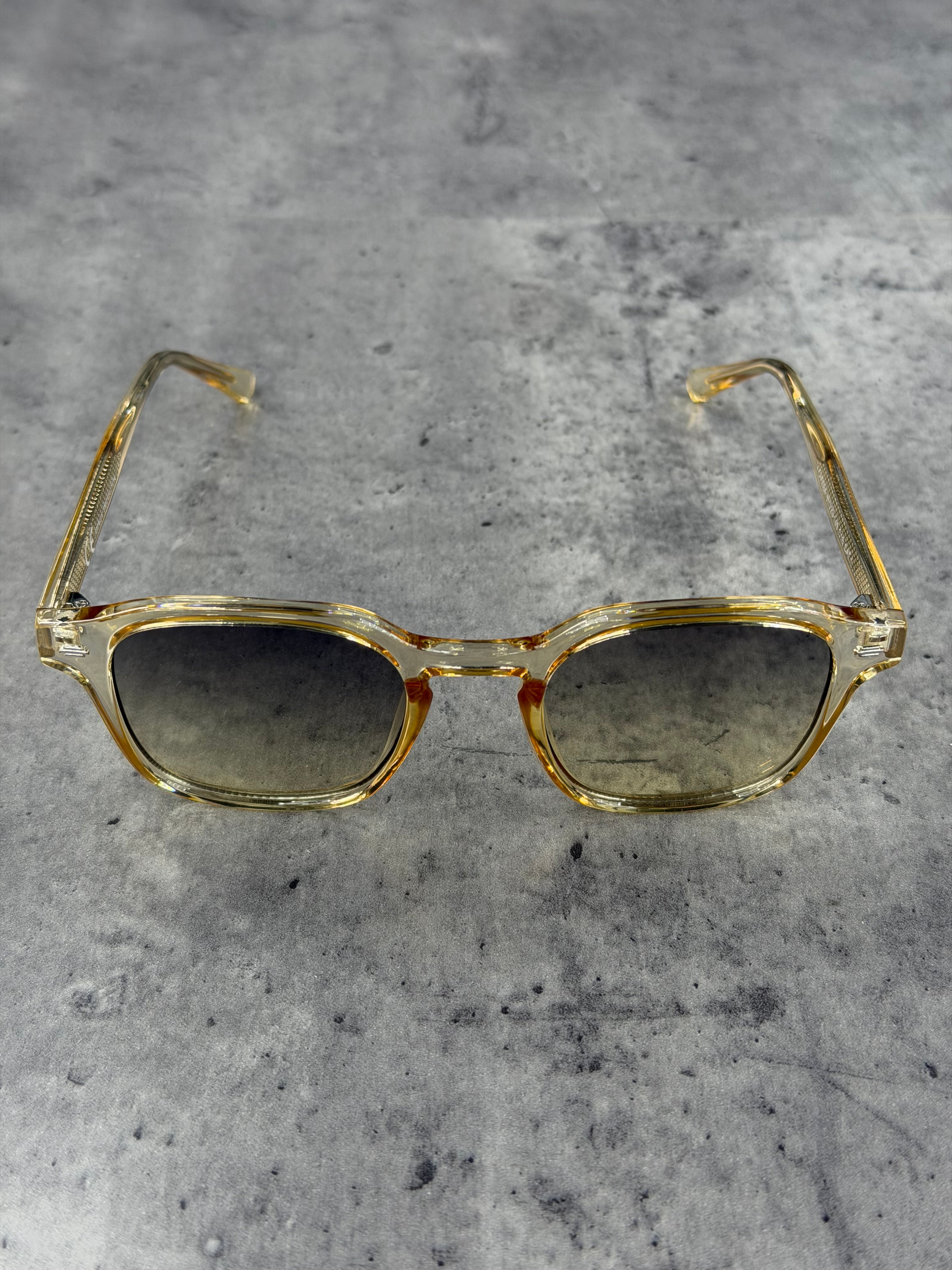 Lunette Dubaï fumée jaune monture beige