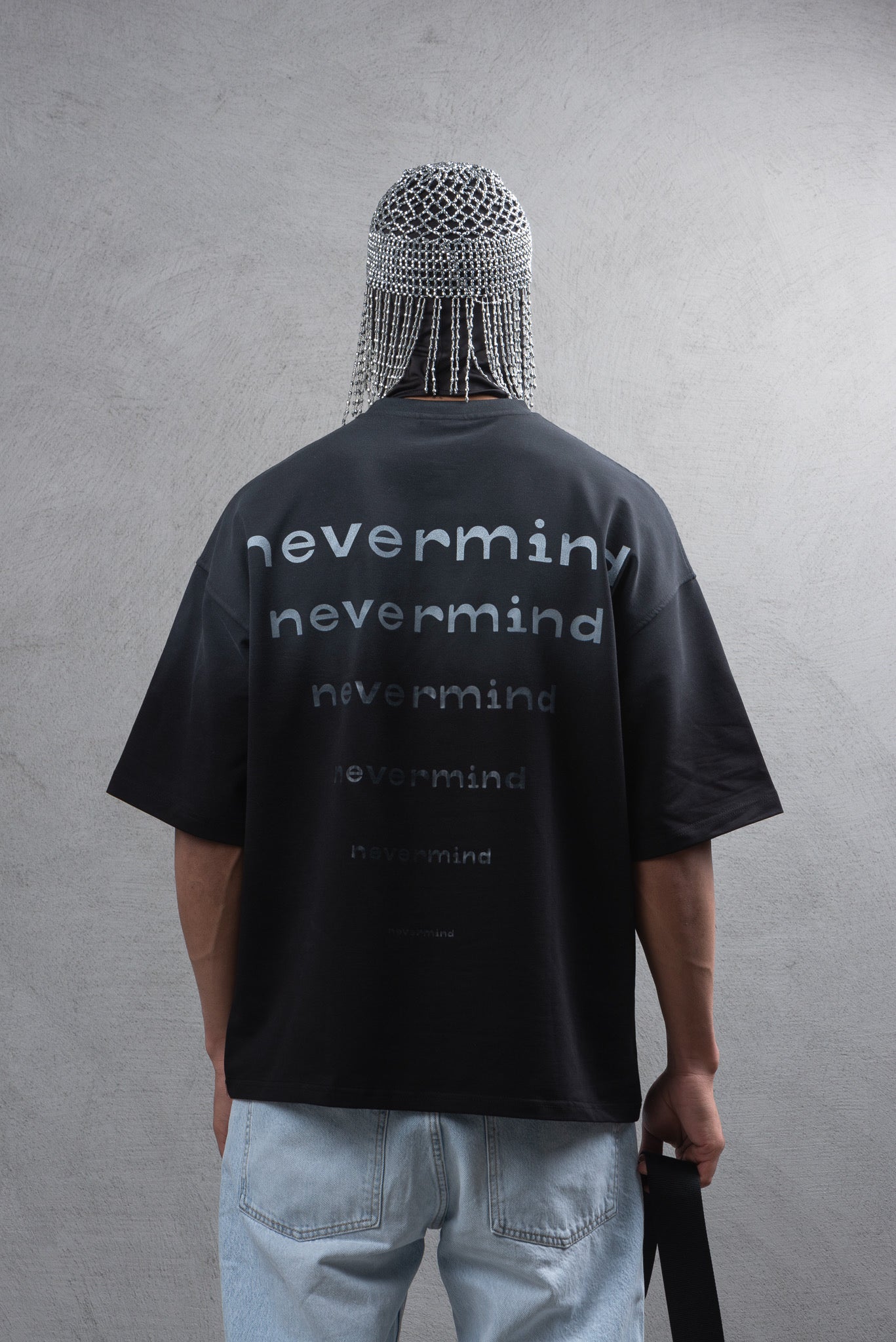T-shirt Oversize Nevermind noir