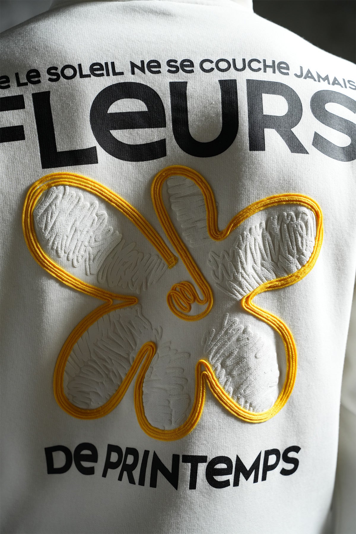 Sweat Fleurs de printemps blanc