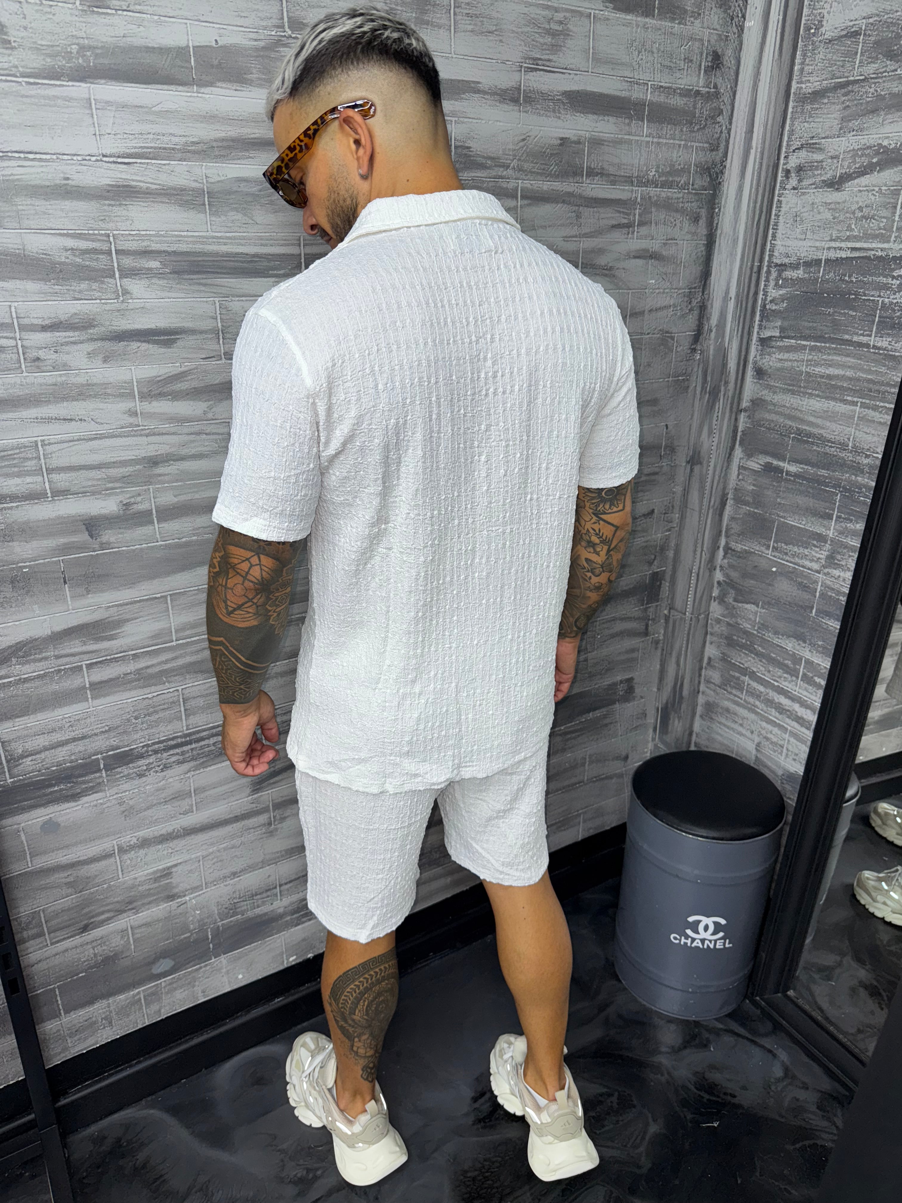 Ensemble short + chemise blanc