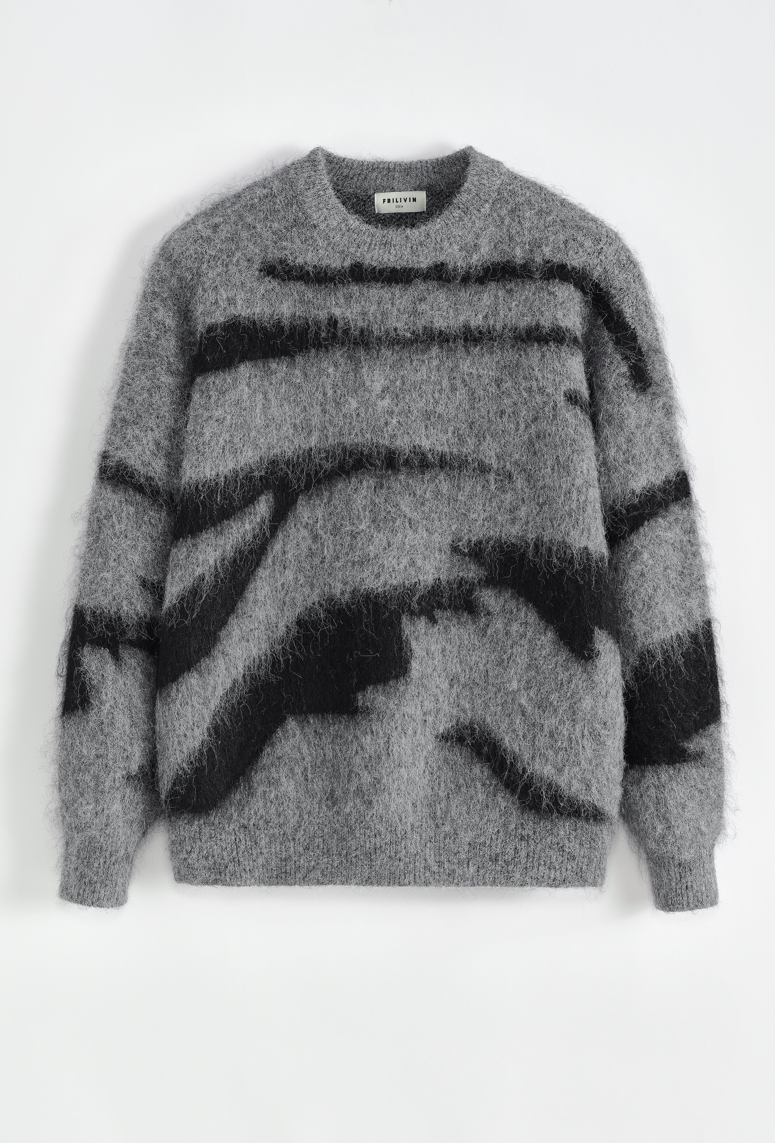 Pull oversize gris noir fourrure