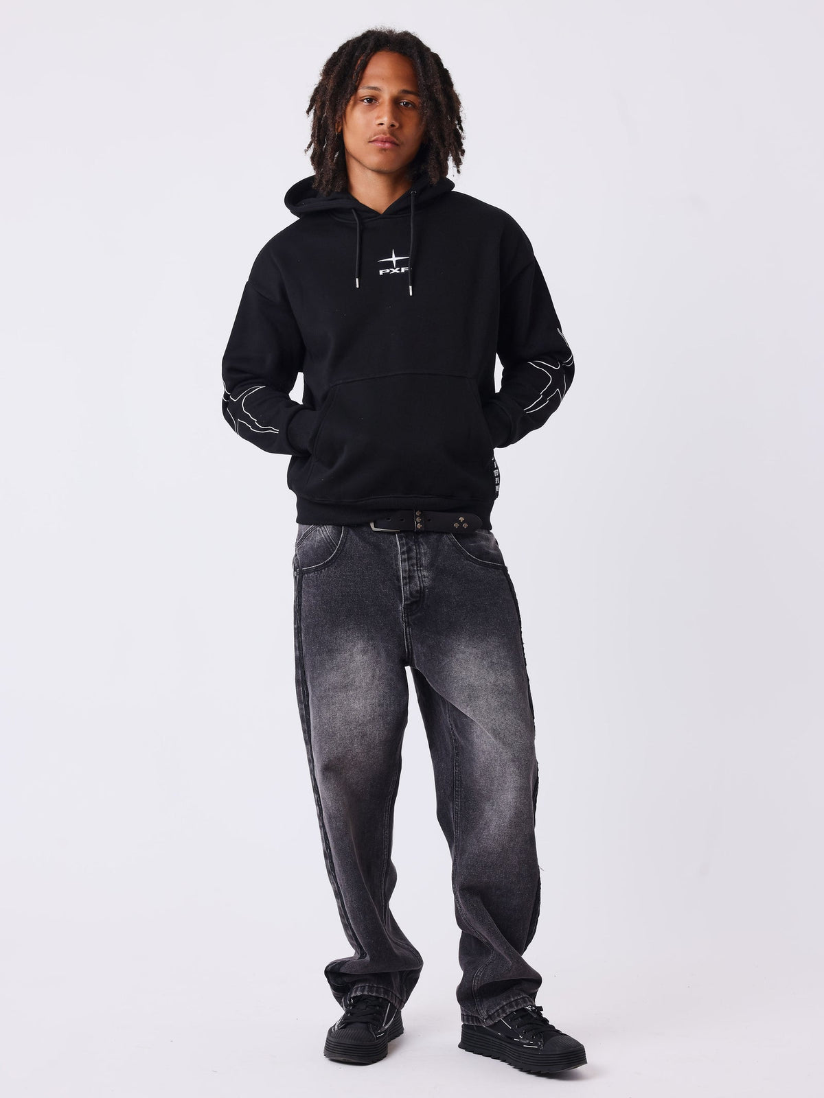 PXP -SWEAT CAPUCHE NOIR CHANGE THE GAME