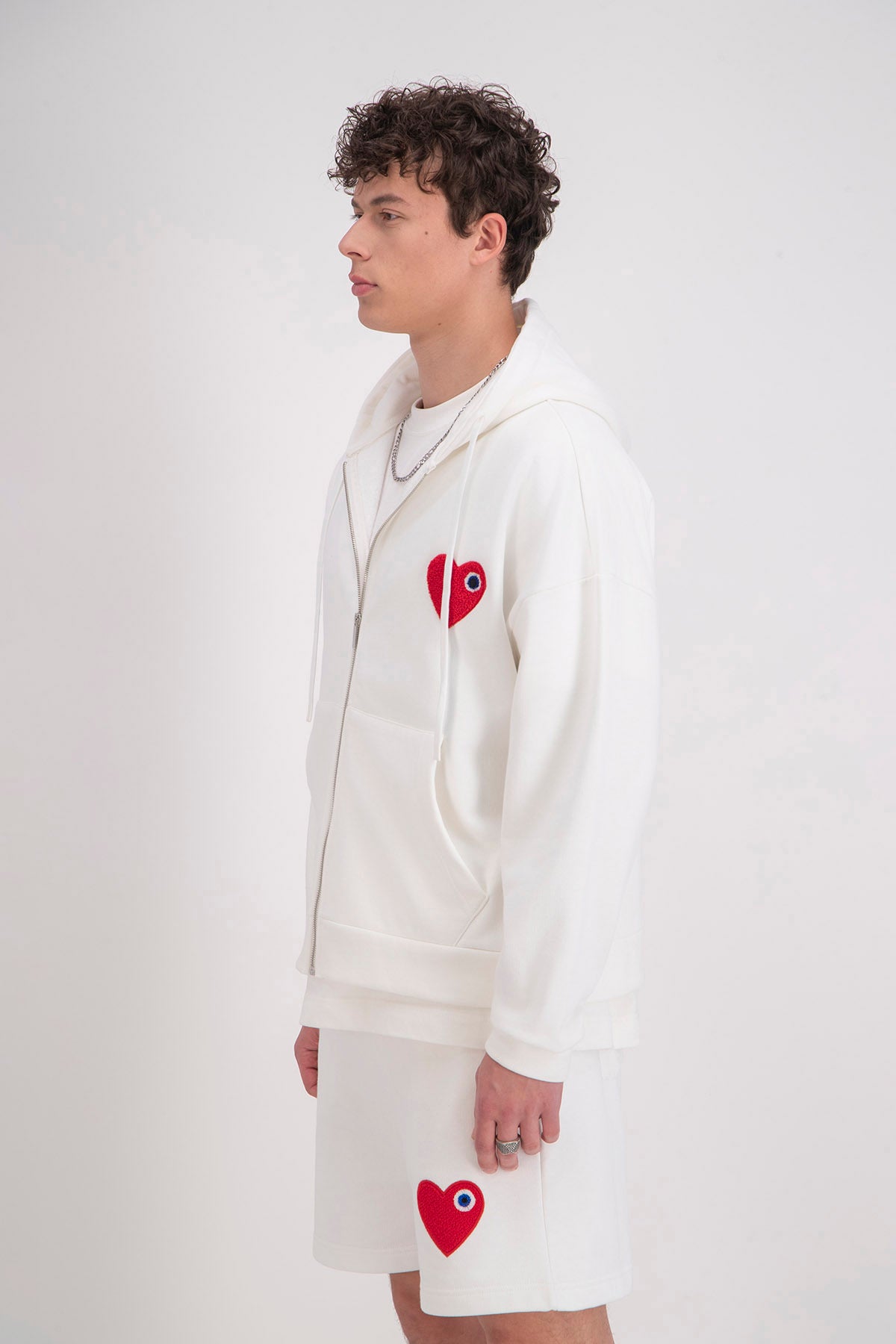 Veste / Sweat zip capuche blanc Cœur rouge