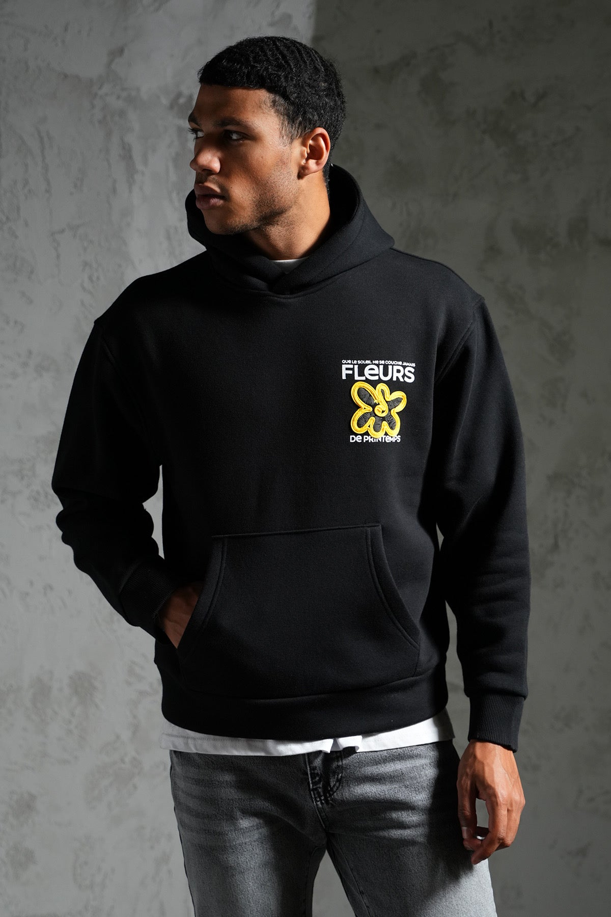 Sweat Fleurs de printemps noir