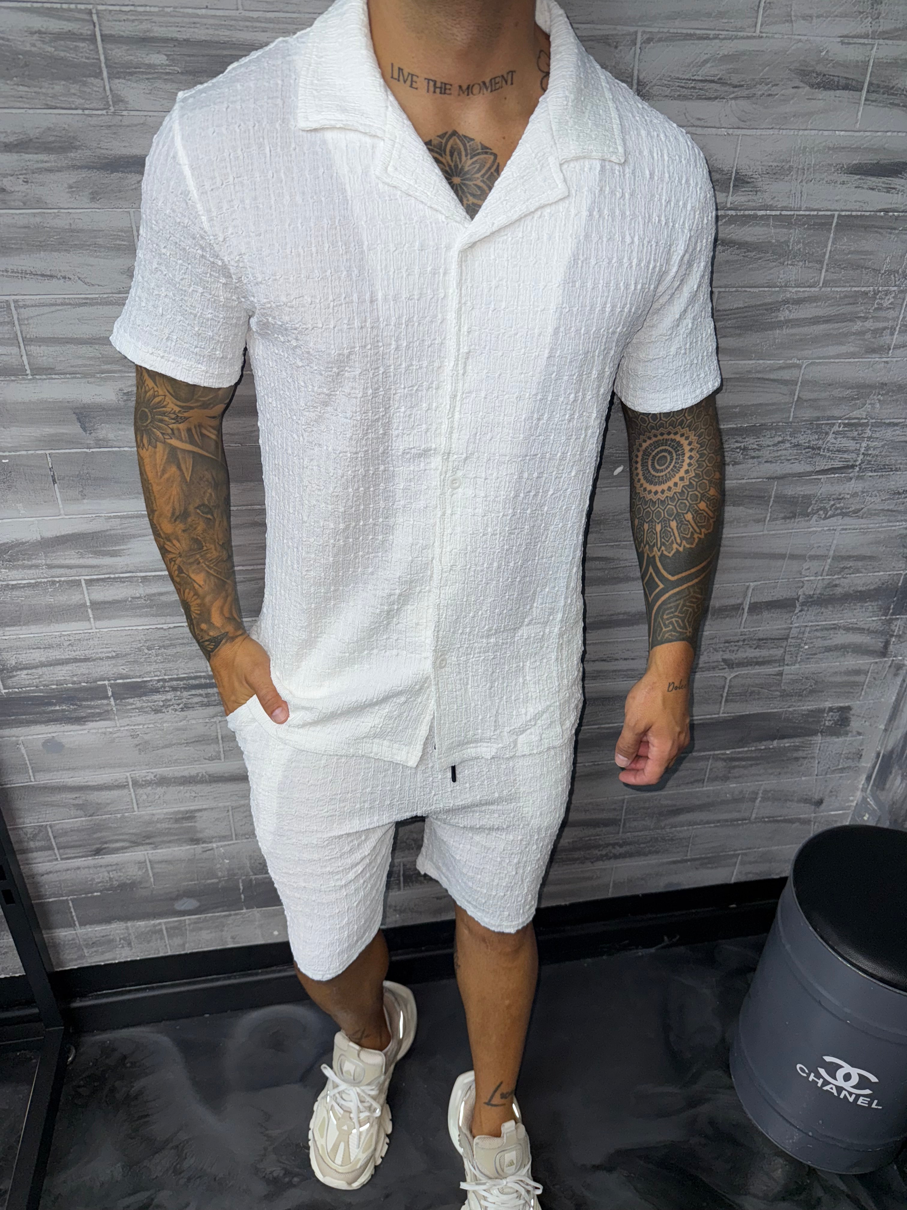 Ensemble short + chemise blanc