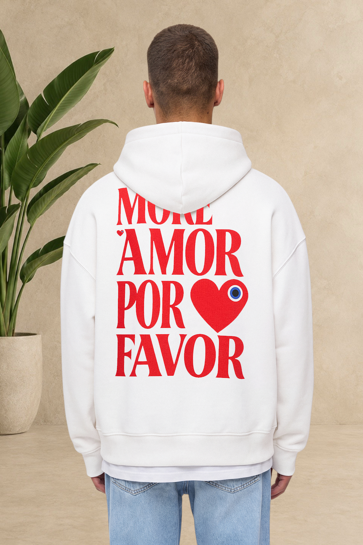 Vue arrière d'un sweat à capuche blanc Stayin avec inscription rouge More Amore Por Favor et motif cœur