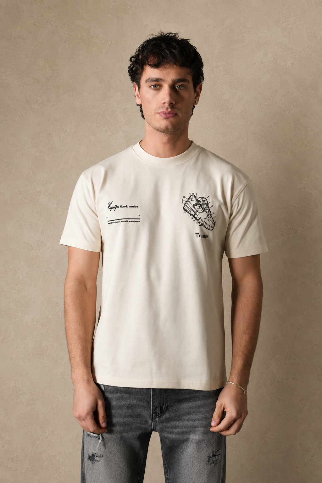 T-Shirt Sneakers beige
