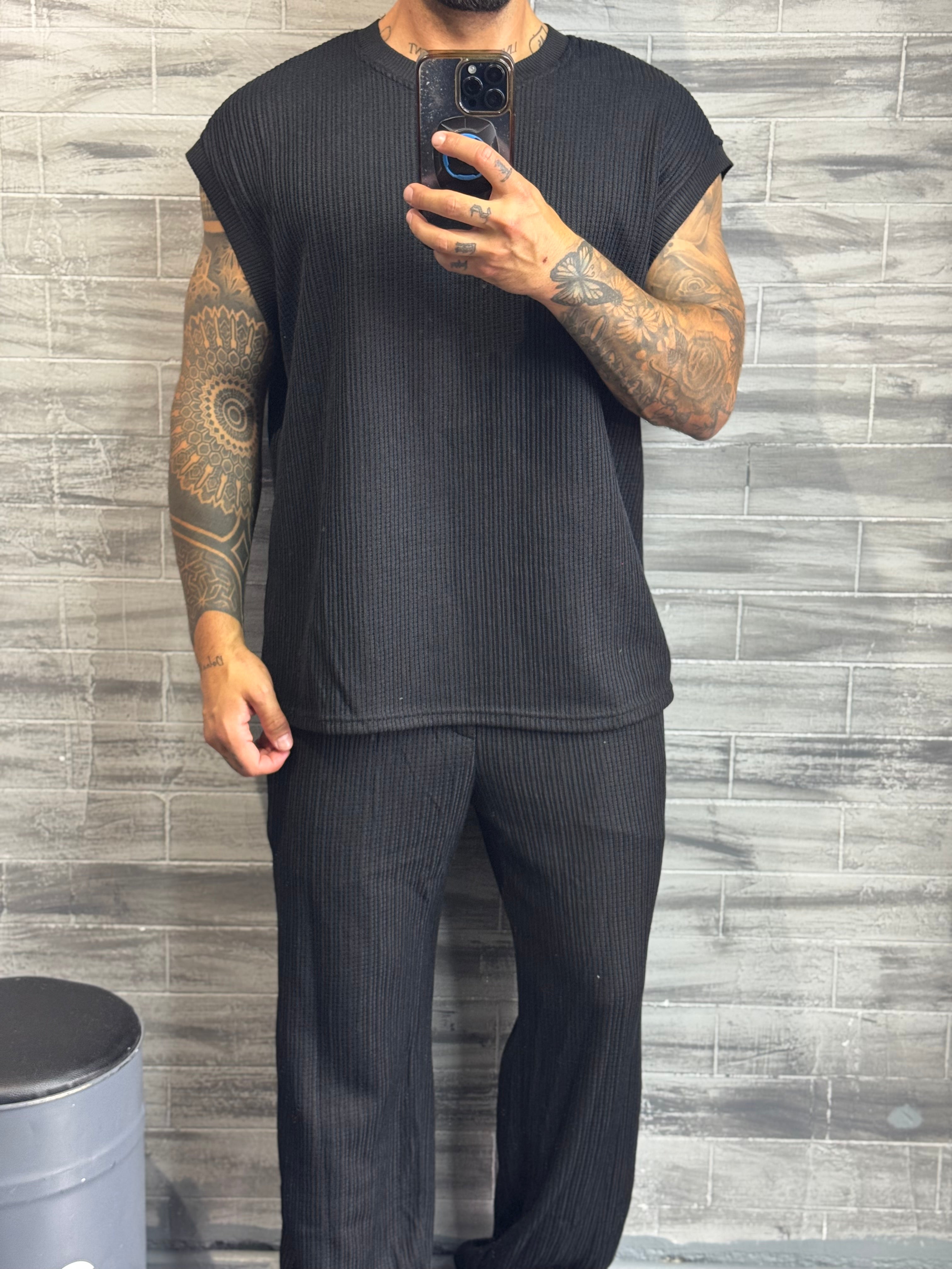 Ensemble pantalon + débardeur noir