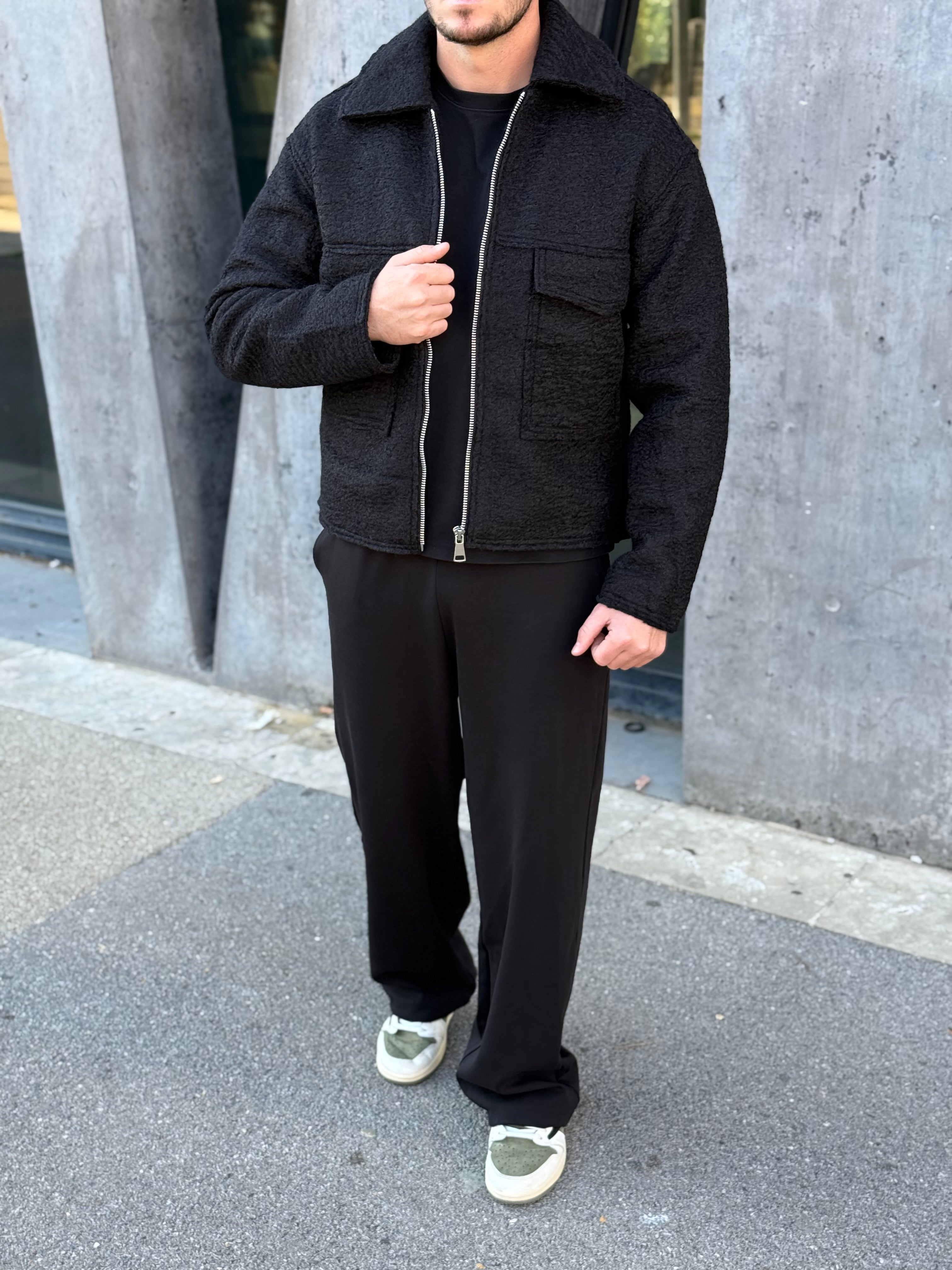 Veste noir en laine bouclée