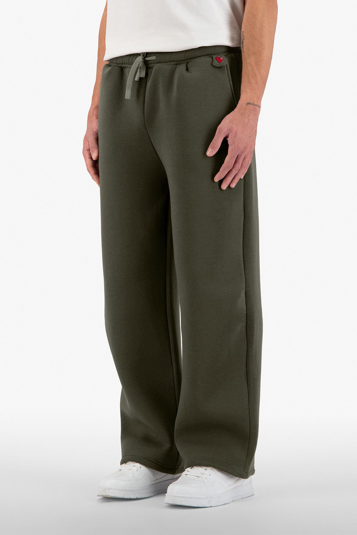 Pantalon jogging kaki petit cœur