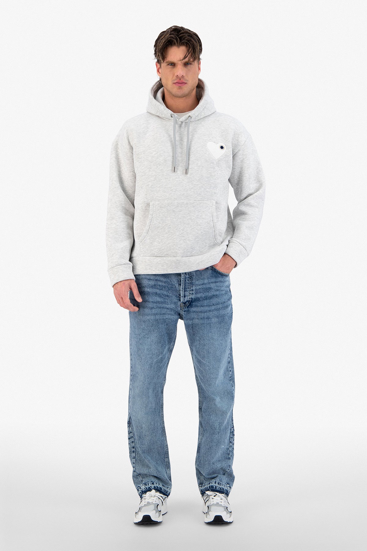 Sweat capuche gris Cœur noir