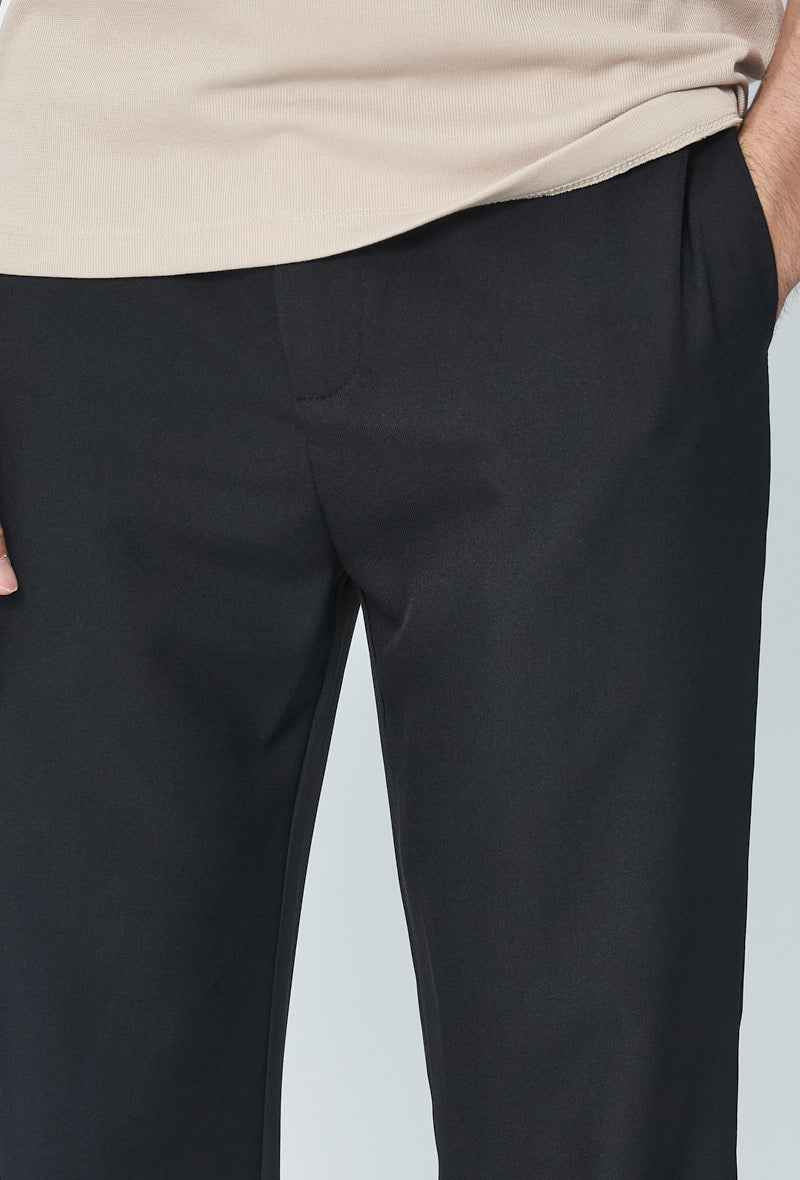 Pantalon noir coupe droite