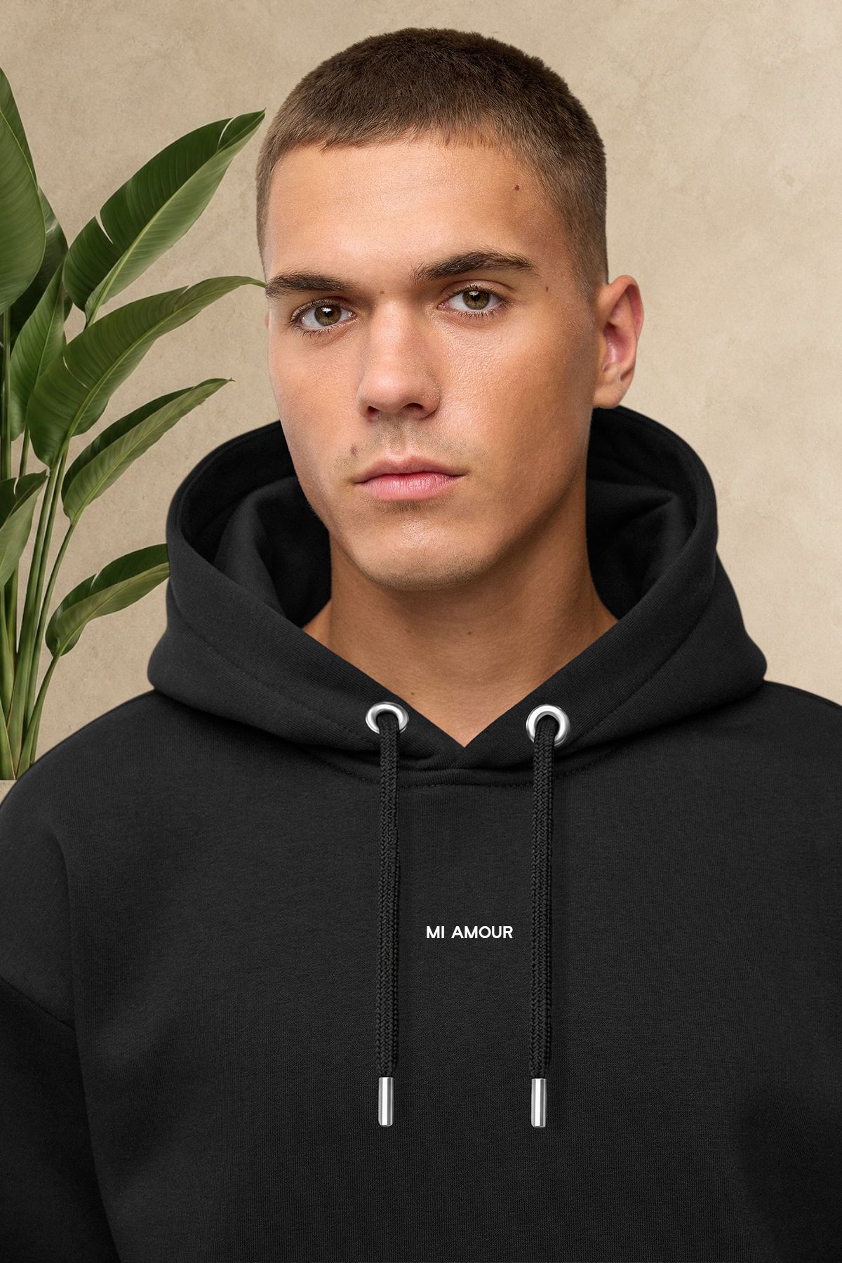Sweat à capuche noir Stayin épais et matelassé avec cordon de serrage et inscription Mi Amour sur la poitrine