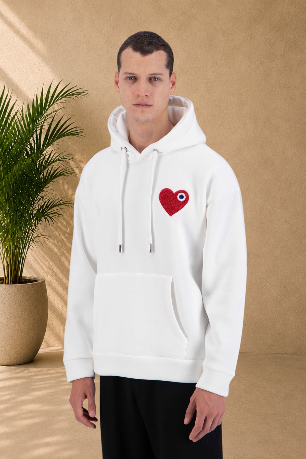 Sweat capuche Blanc Cœur rouge