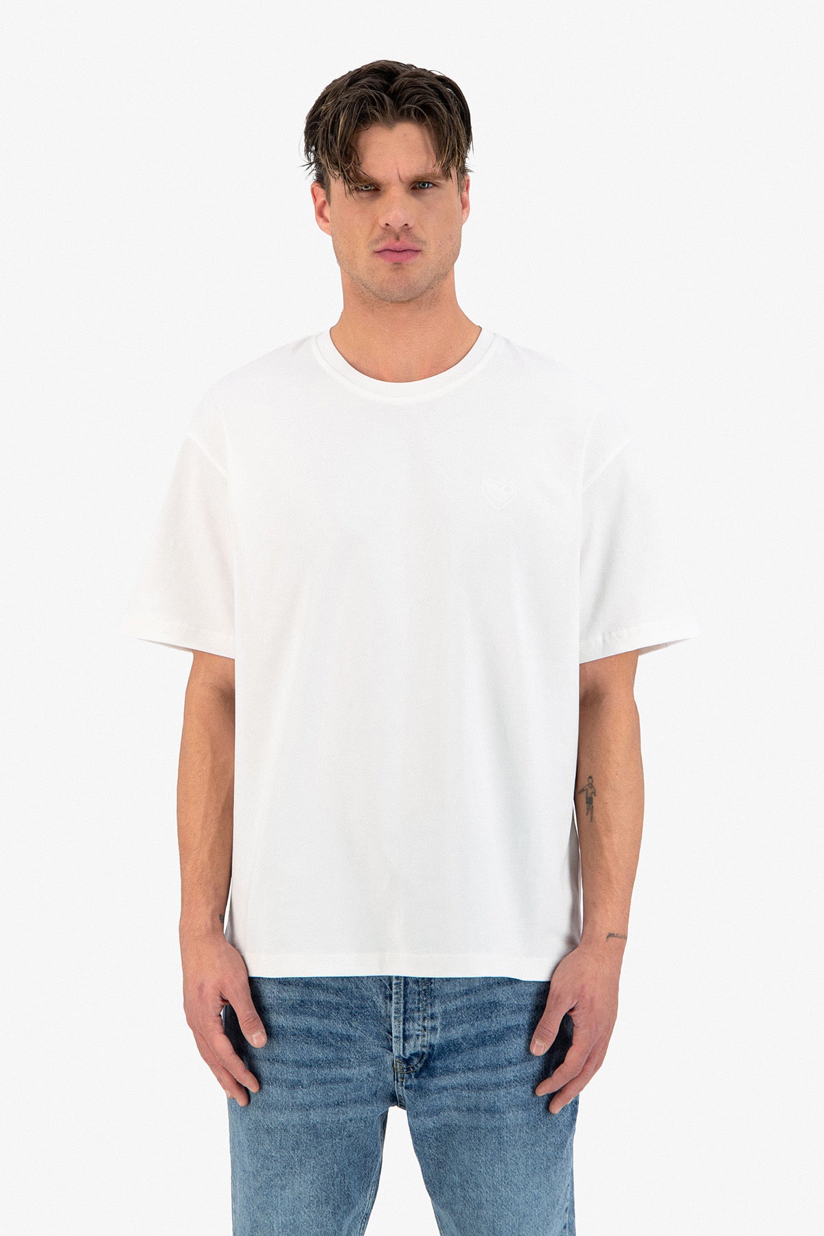 T-shirt blanc petit cœur