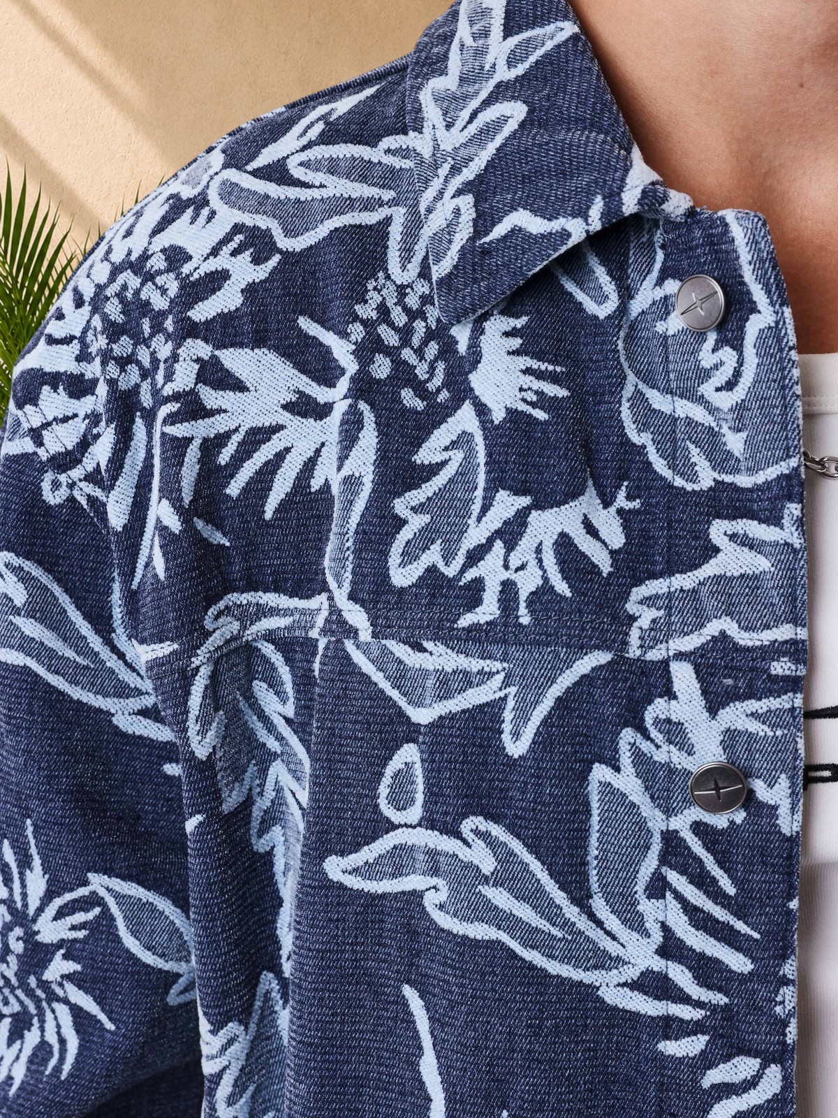 Stayin boxy denim jacket in dark blue with a light blue floral pattern, featuring a classic collar and button front.