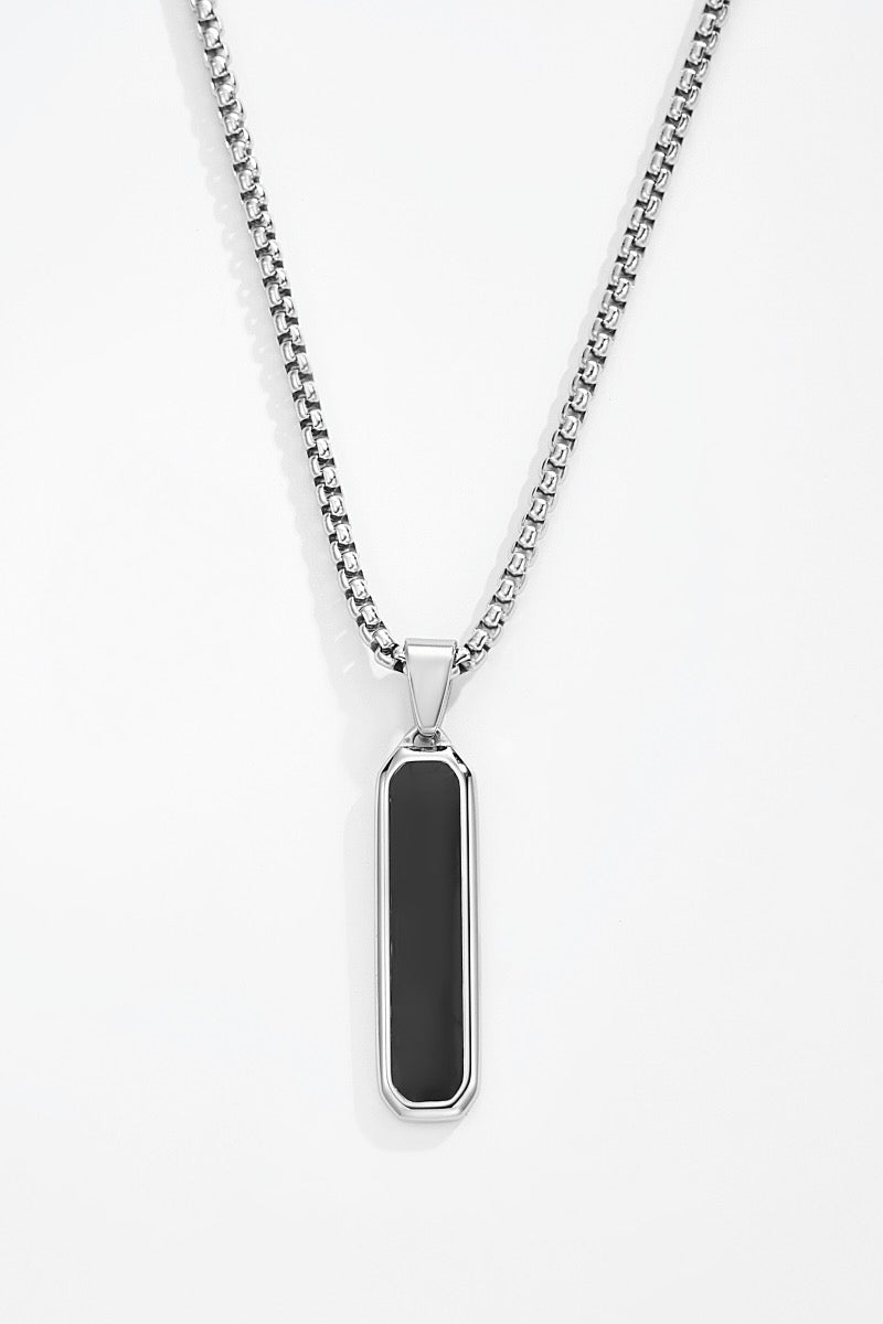 Collier pendentif noir / argent