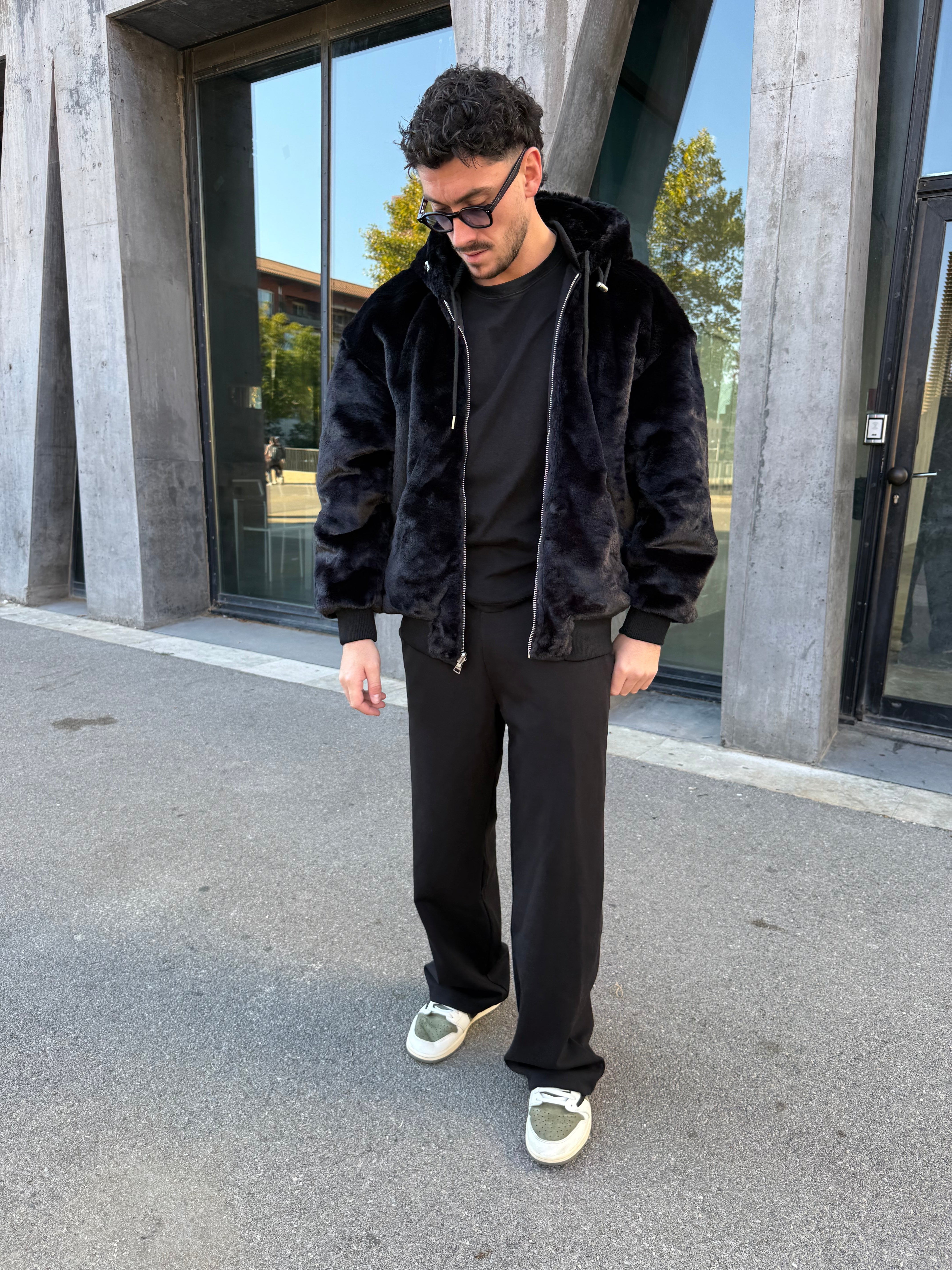 Veste réversible noir nylon / fourrure