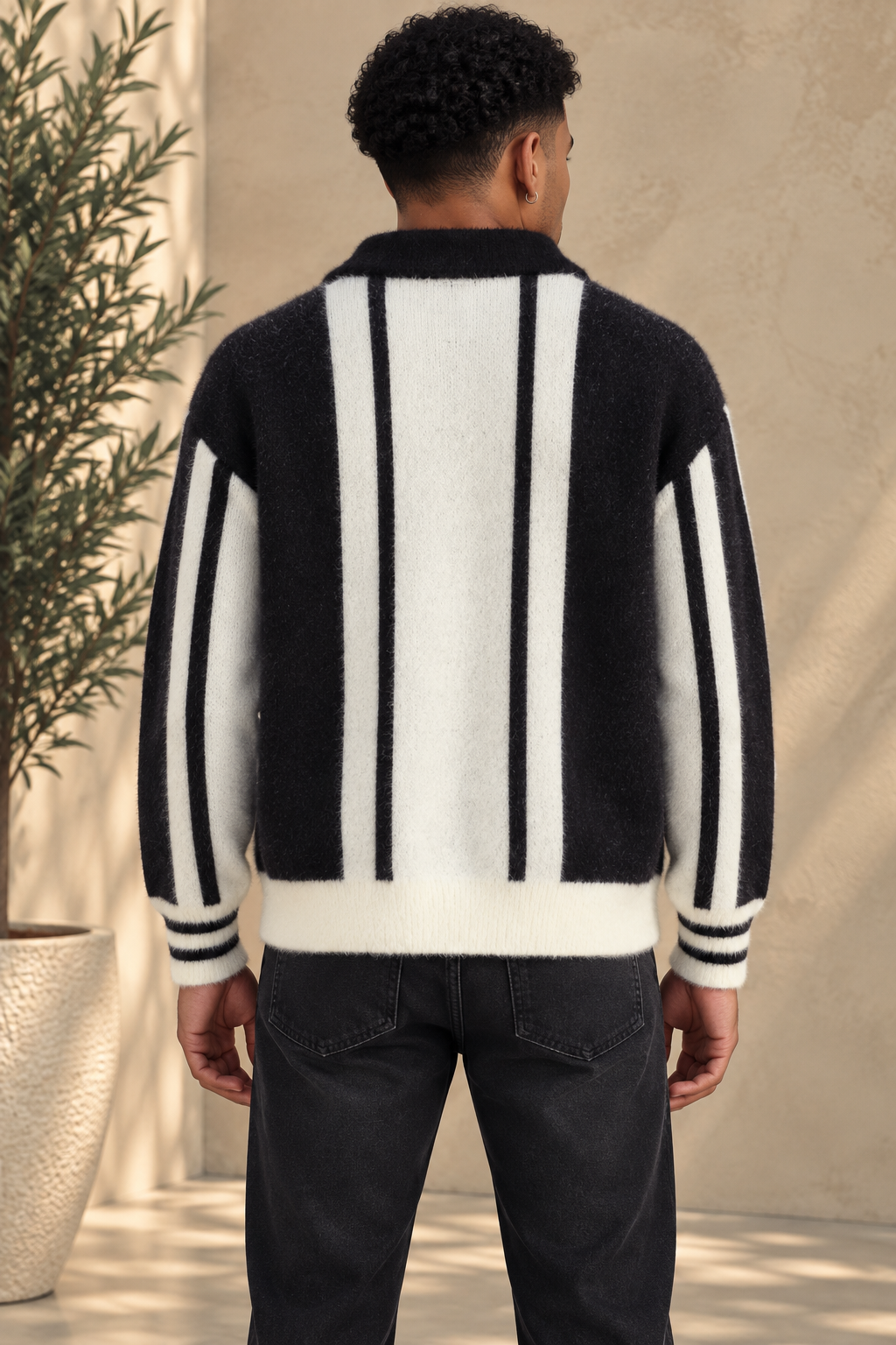 Pull fourrure noir et blanc