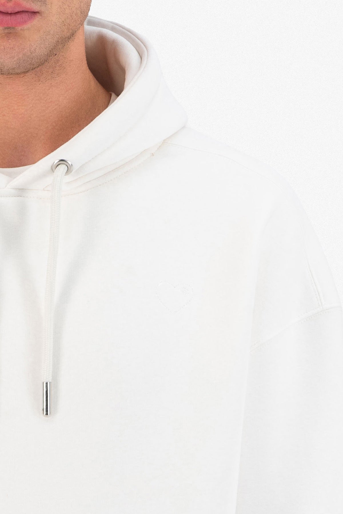 Sweat capuche blanc petit cœur