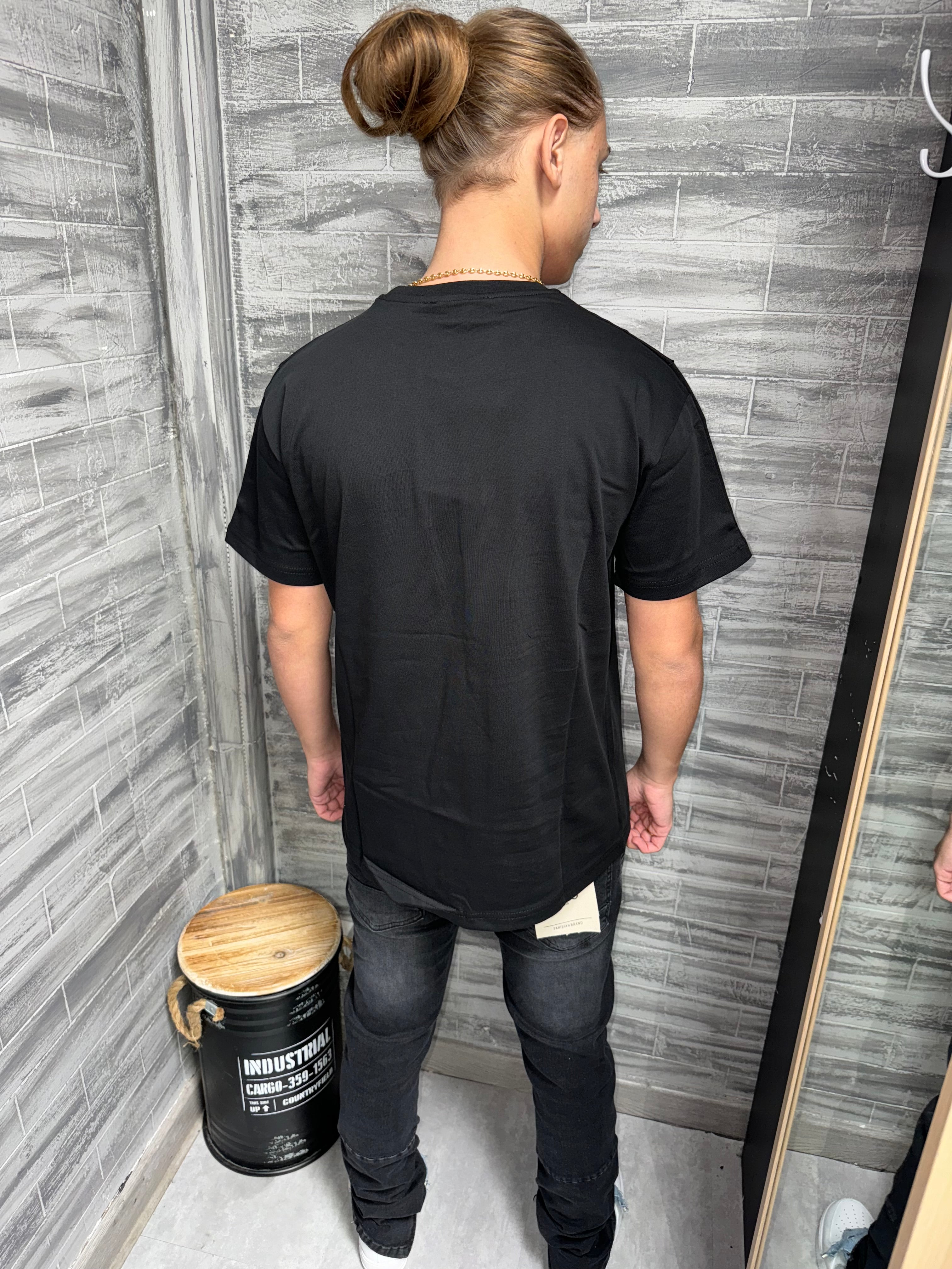 ADJ - T-shirt noir coeur noir