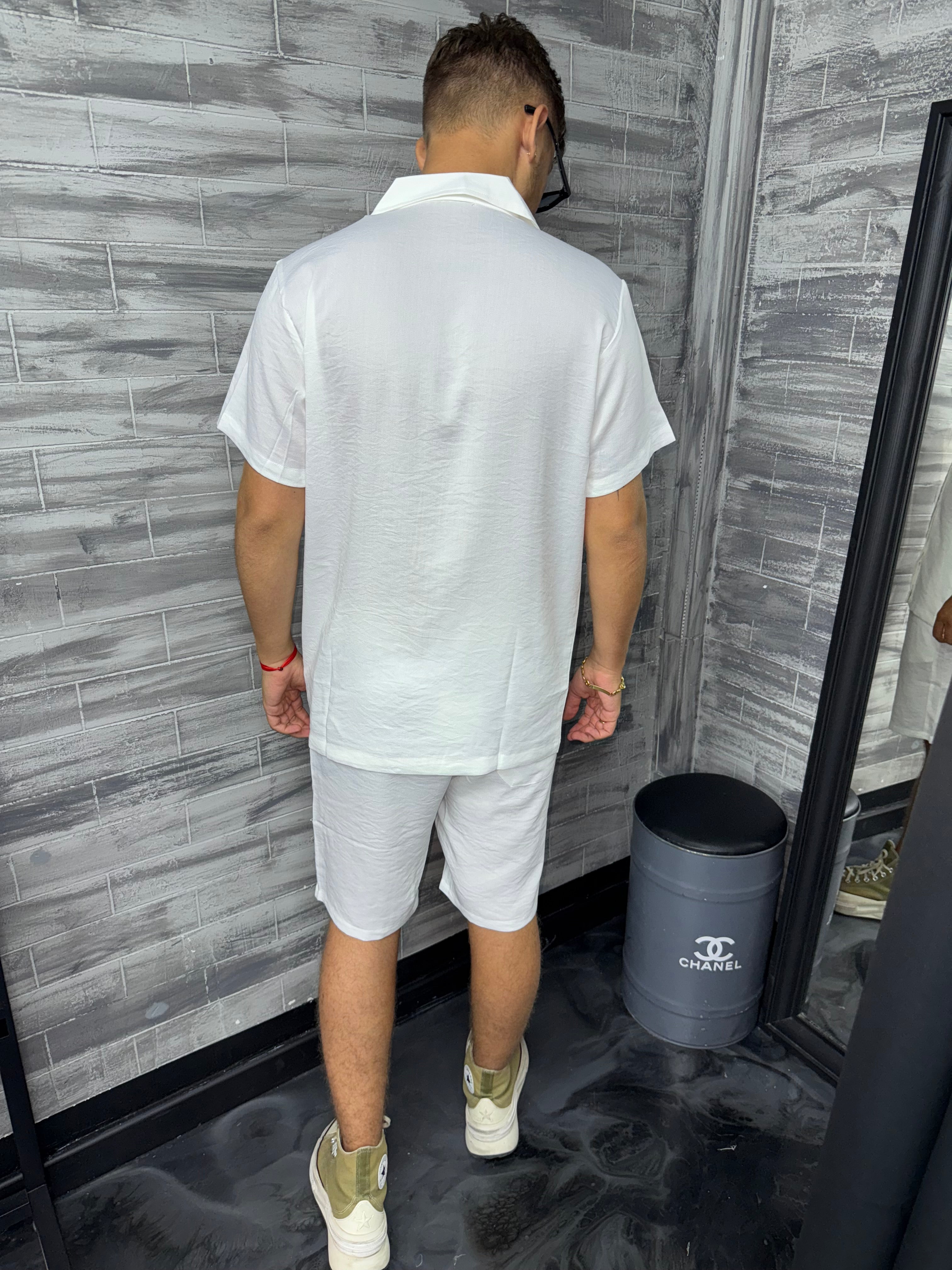 Ensemble Ibiza short + chemise blanc