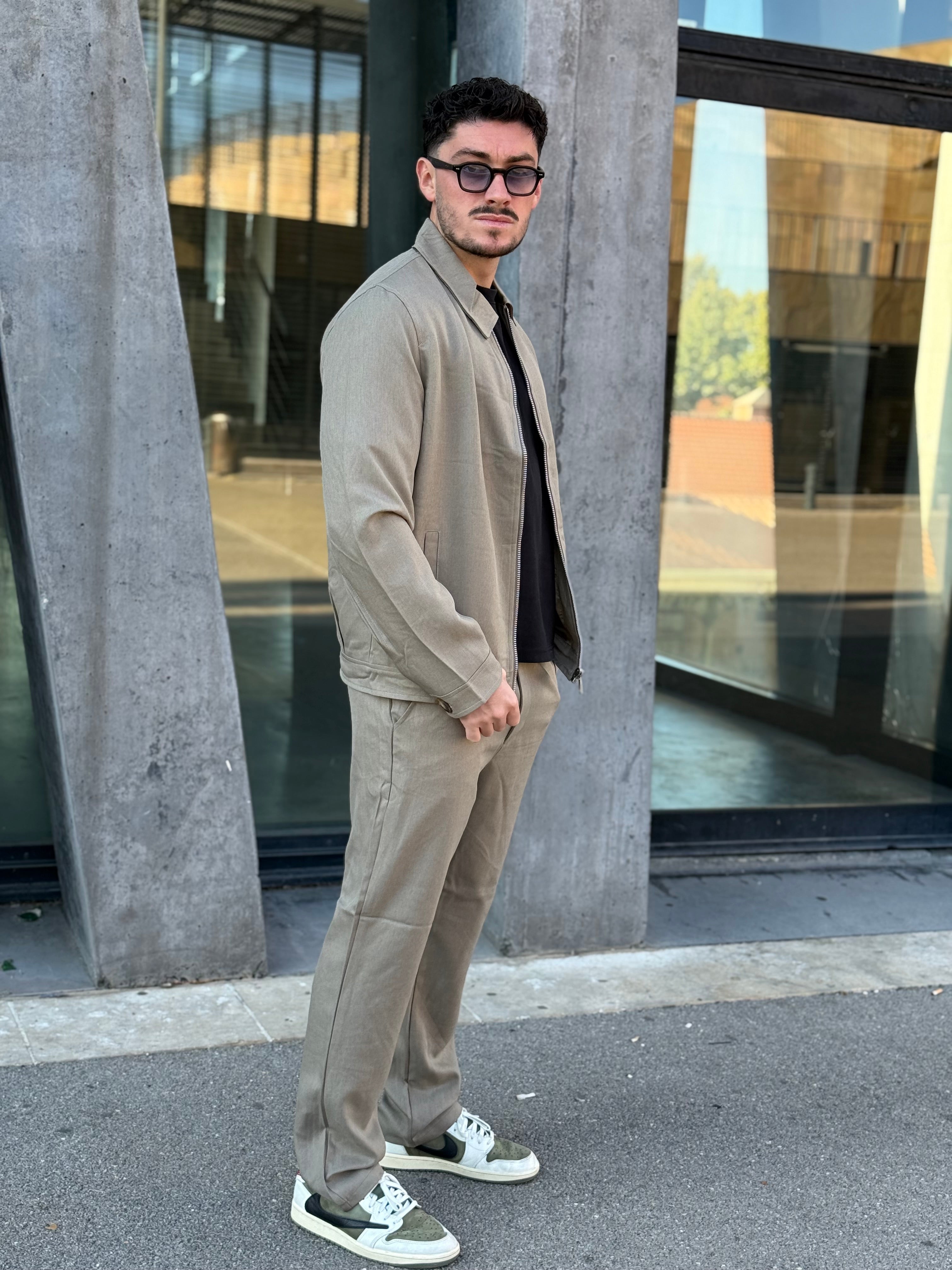 Ensemble pantalon + veste beige foncé