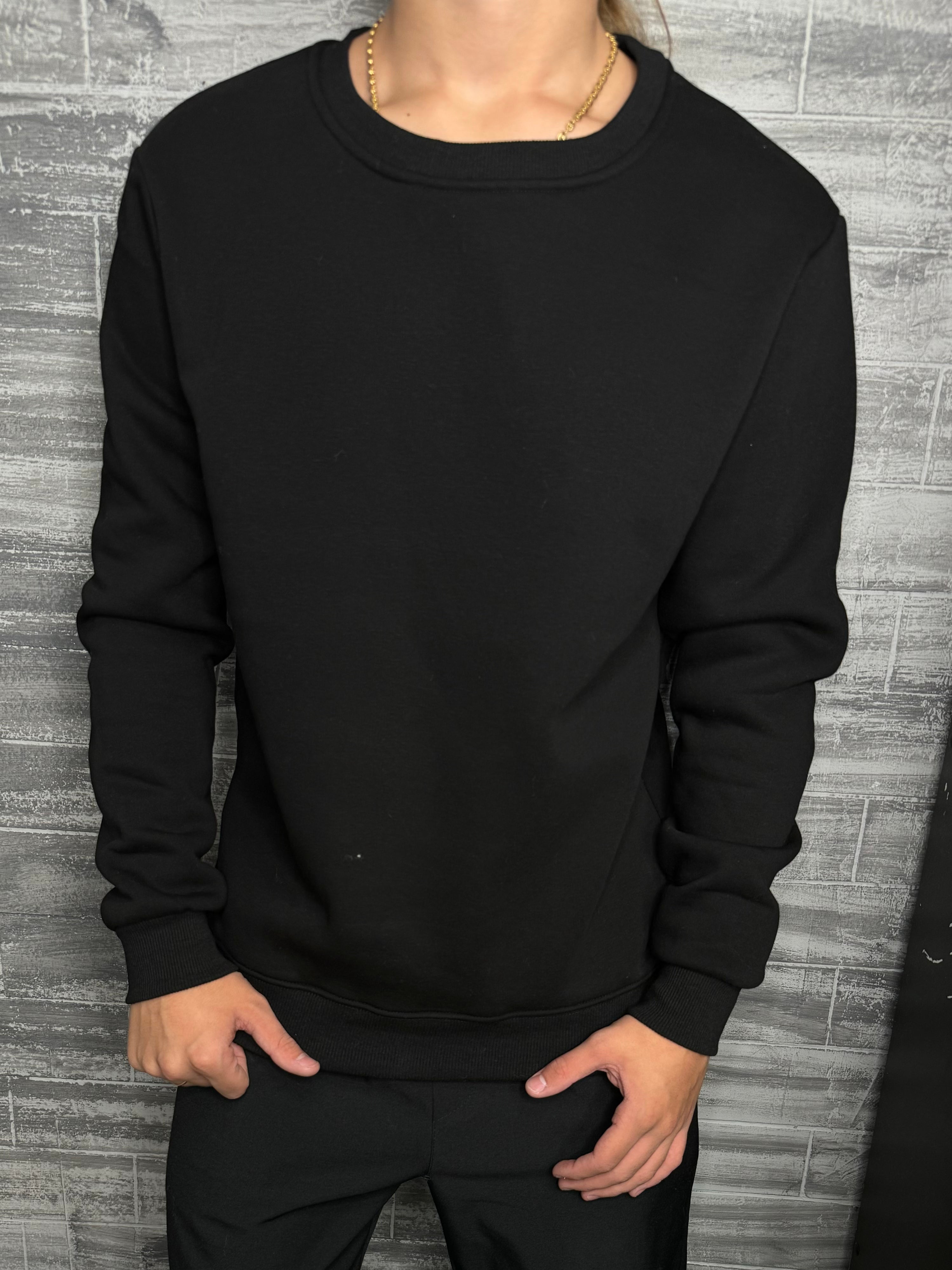Sweat col rond noir basic