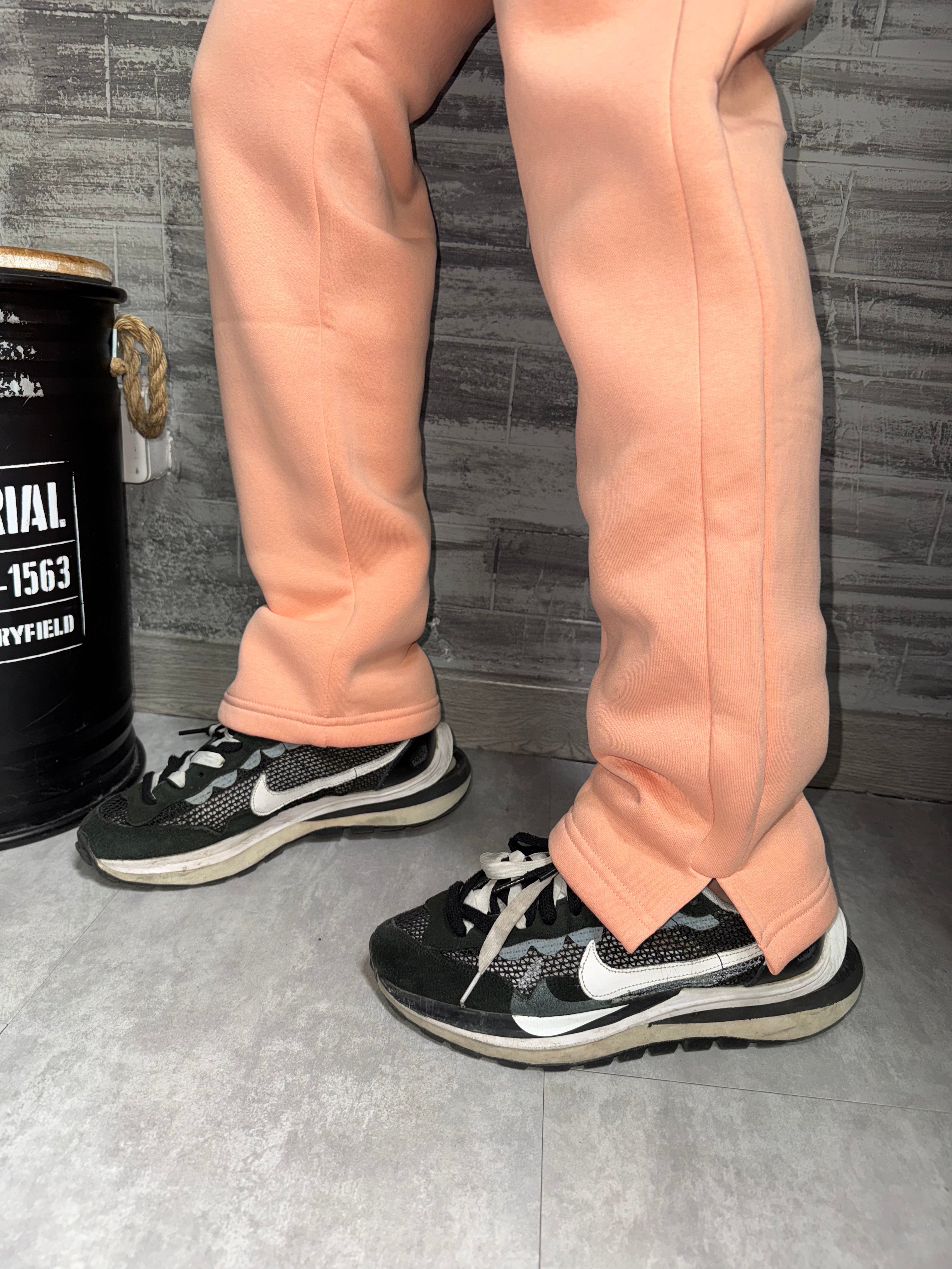 Pantalon jogging large saumon