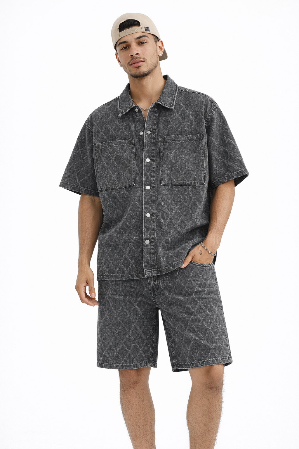 Ensemble short et chemise en jean gris à motifs