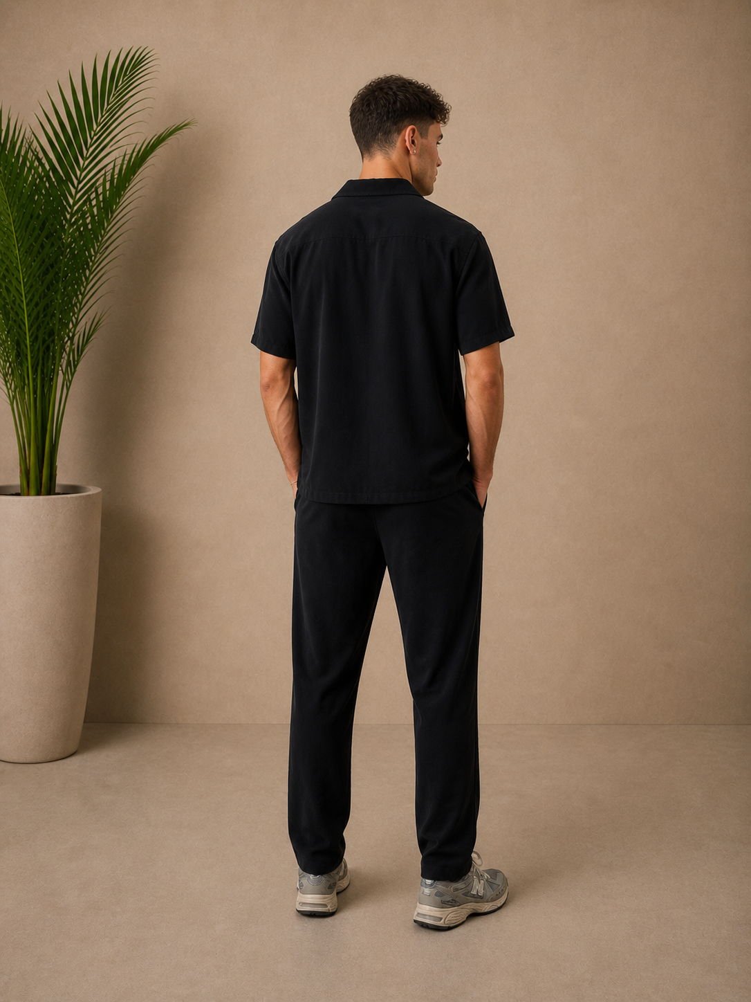 Ensemble noir lisse pantalon et chemise