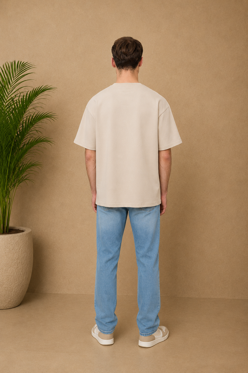 T-shirt beige cœur blanc