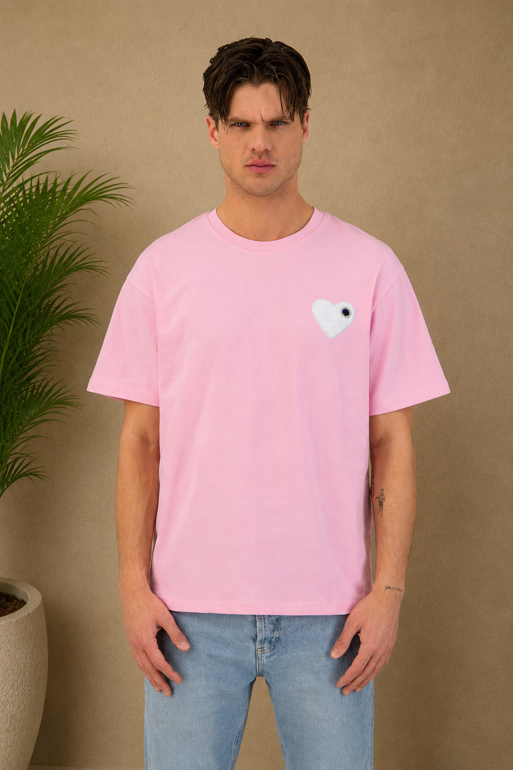 T-shirt rose coeur blanc