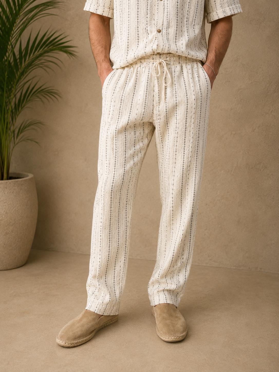 Pantalon beige motif