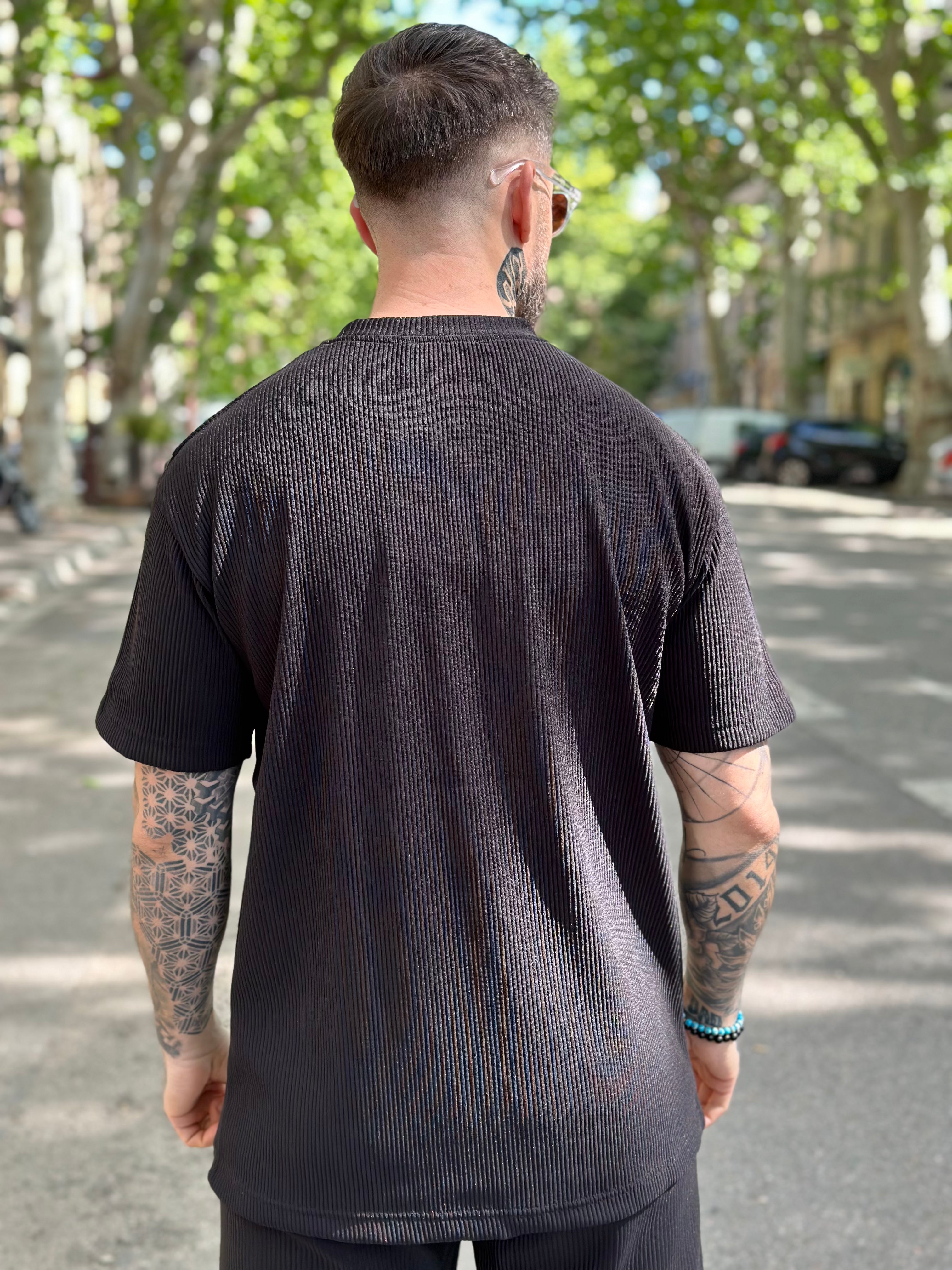 ADJ - Ensemble Paolo noir short + T-shirt oversize