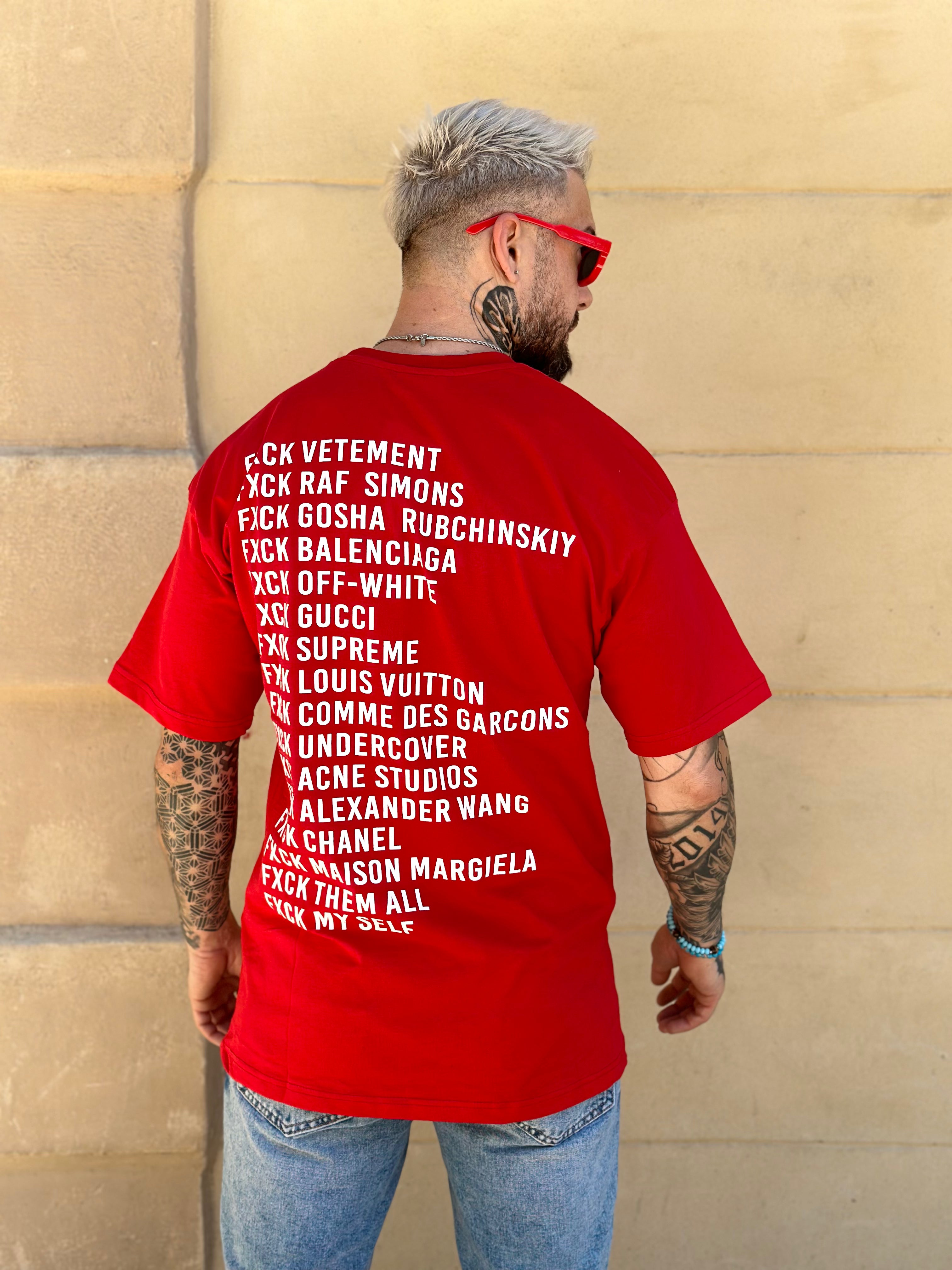 T shirt Rouge Fuck les marques