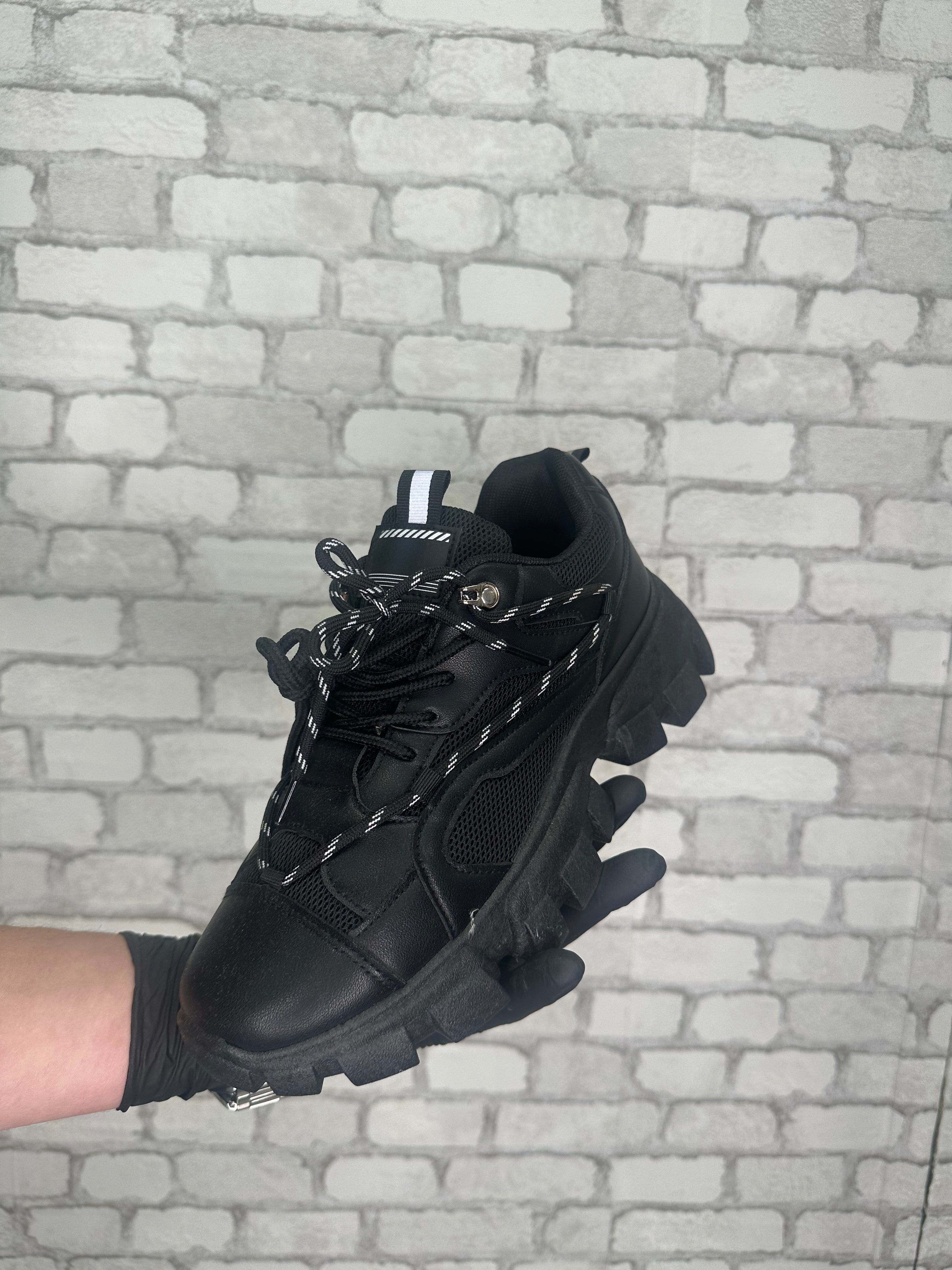 HARLEM black sneaker