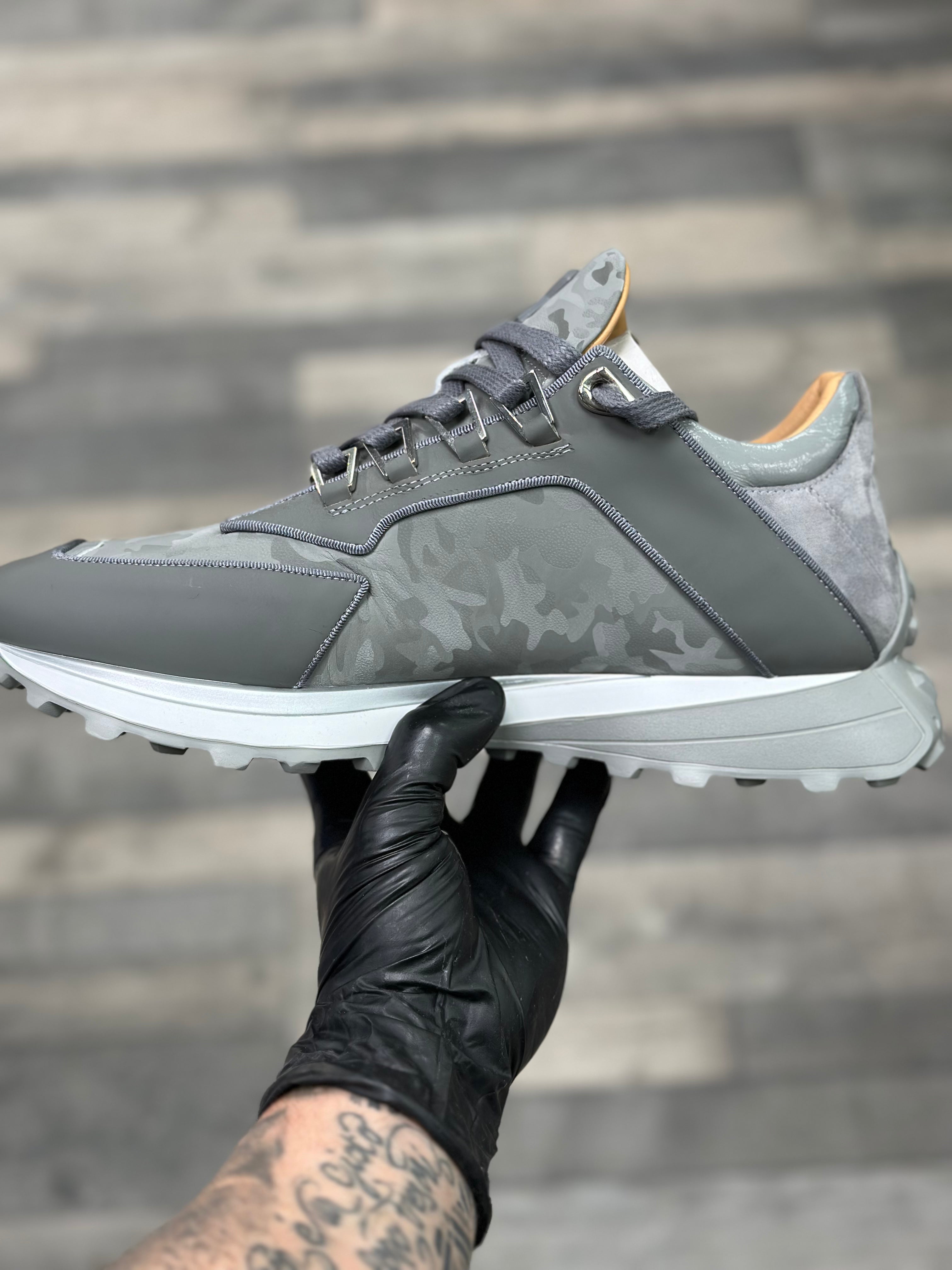 BENJAMIN BERNER - LOW-TOP BNJ ALPHA RUNNER STEEL GREY REFLECTIVE CAMOUFLAGE