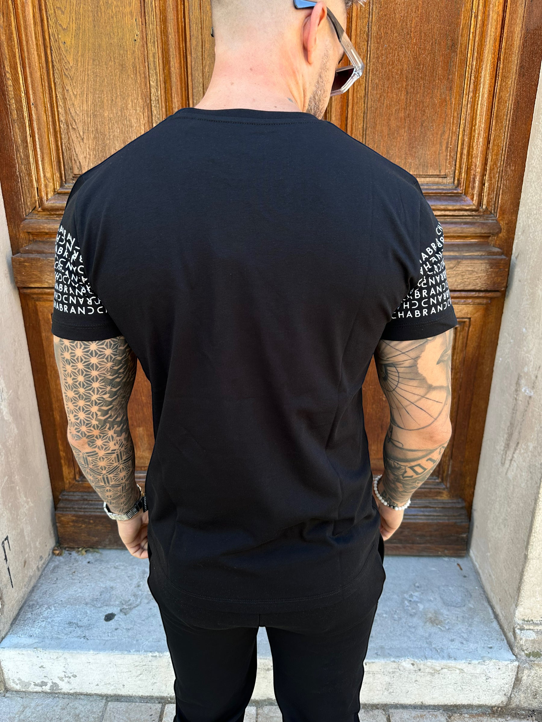 CHABRAND - Black t-shirt with mosaic sign