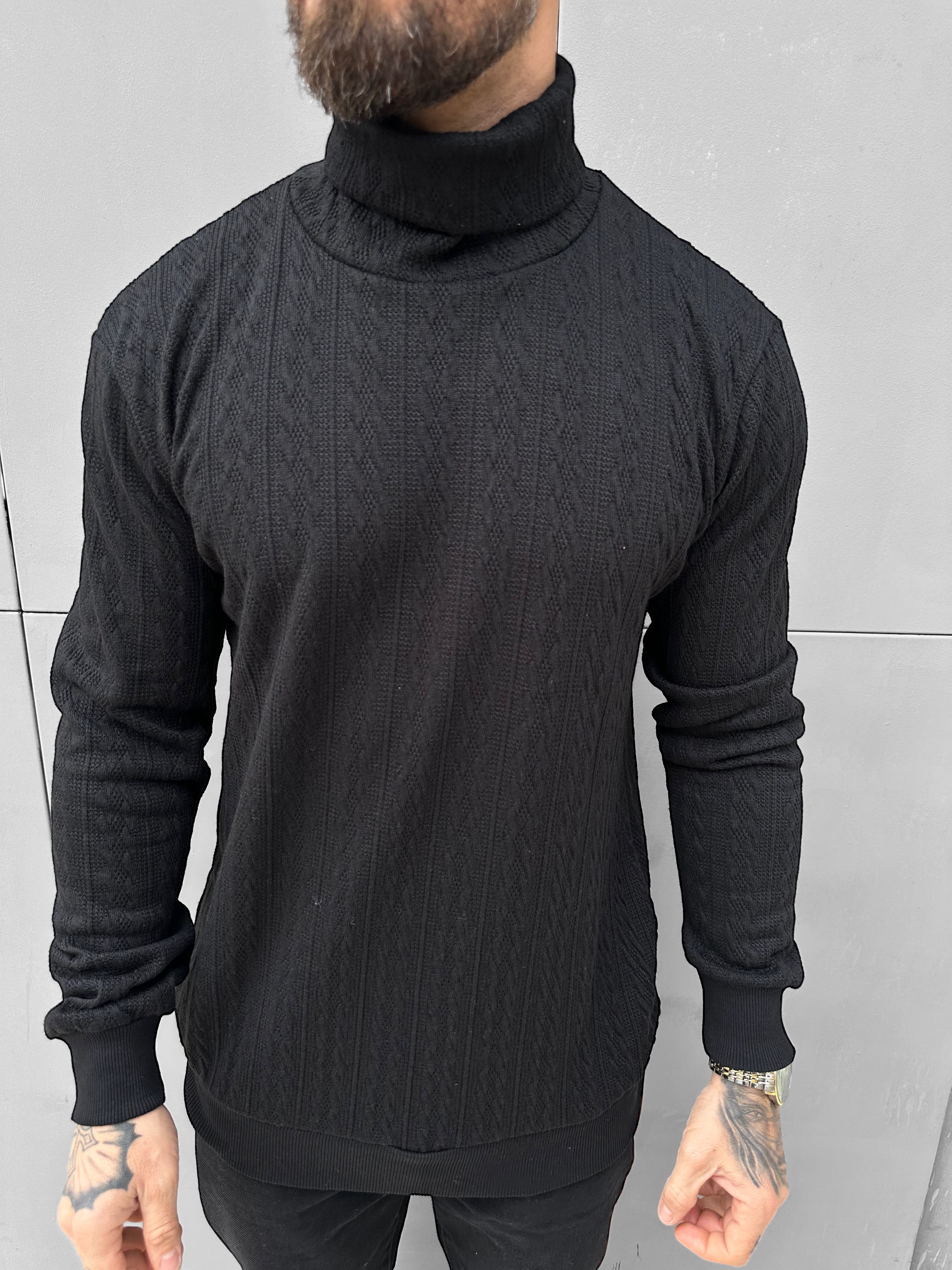 RELIEF black turtleneck sweater