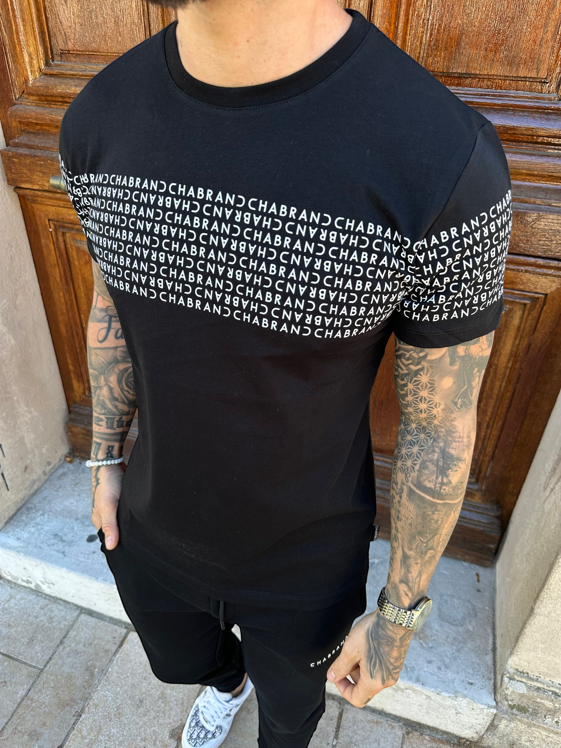 CHABRAND - Black t-shirt with mosaic sign