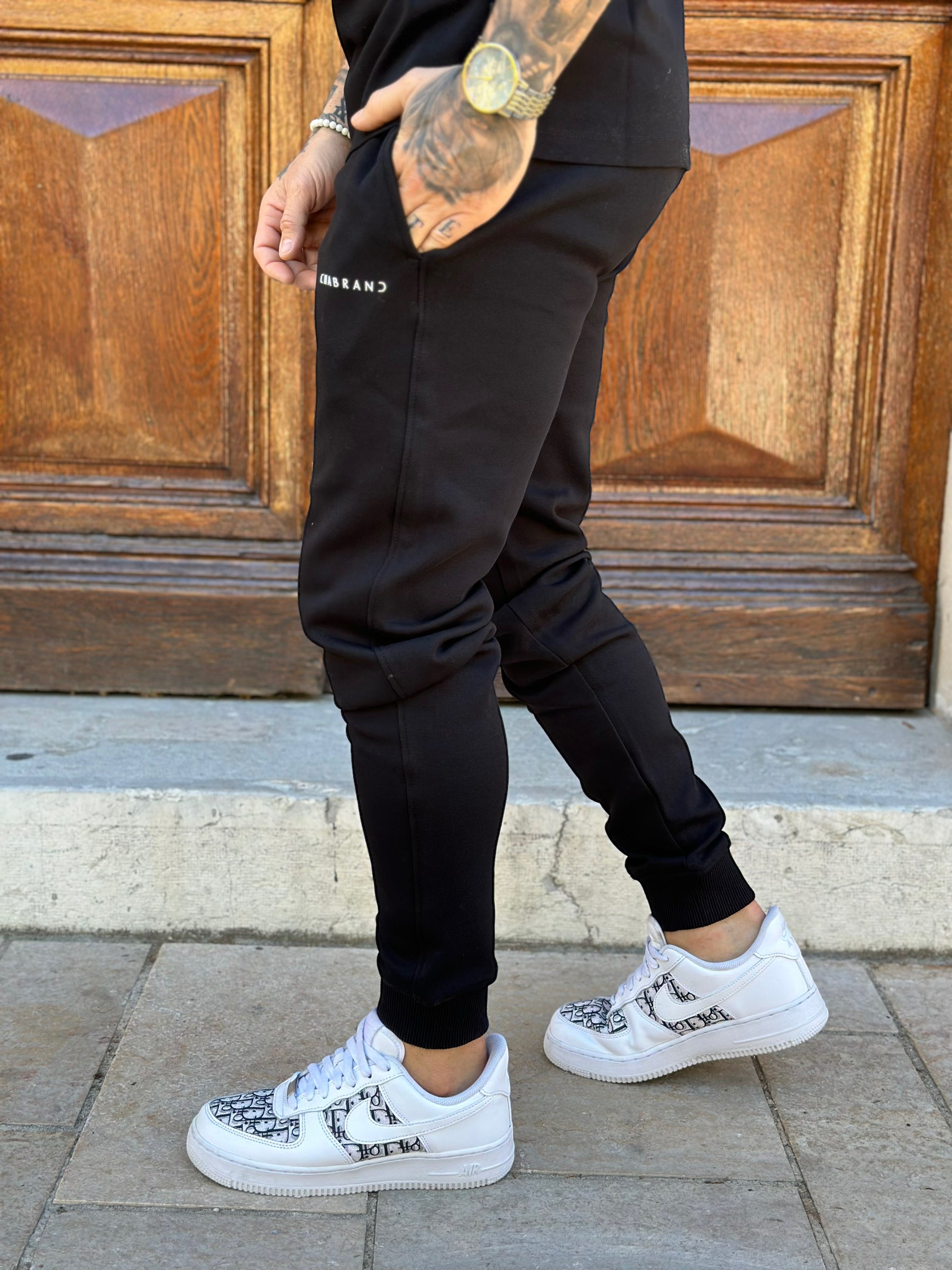 CHABRAND - Black jogging pants with small white sign