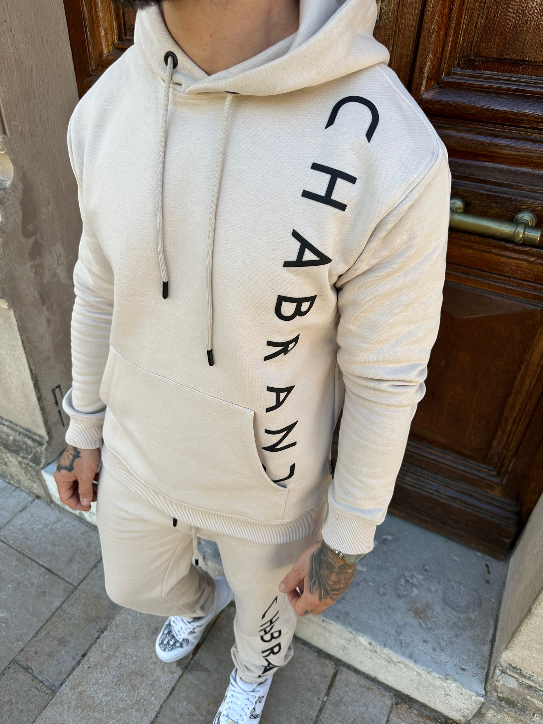 CHABRAND - Gray jogging pants with black sign