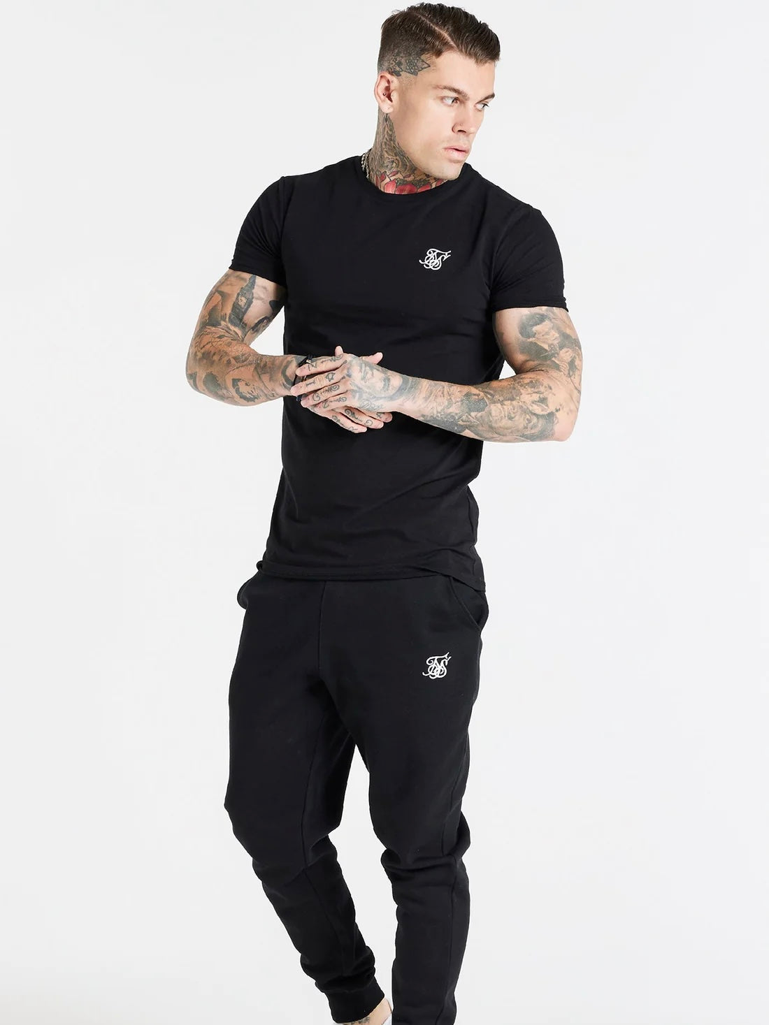 Siksilk - Essential muscle fit t-shirt black